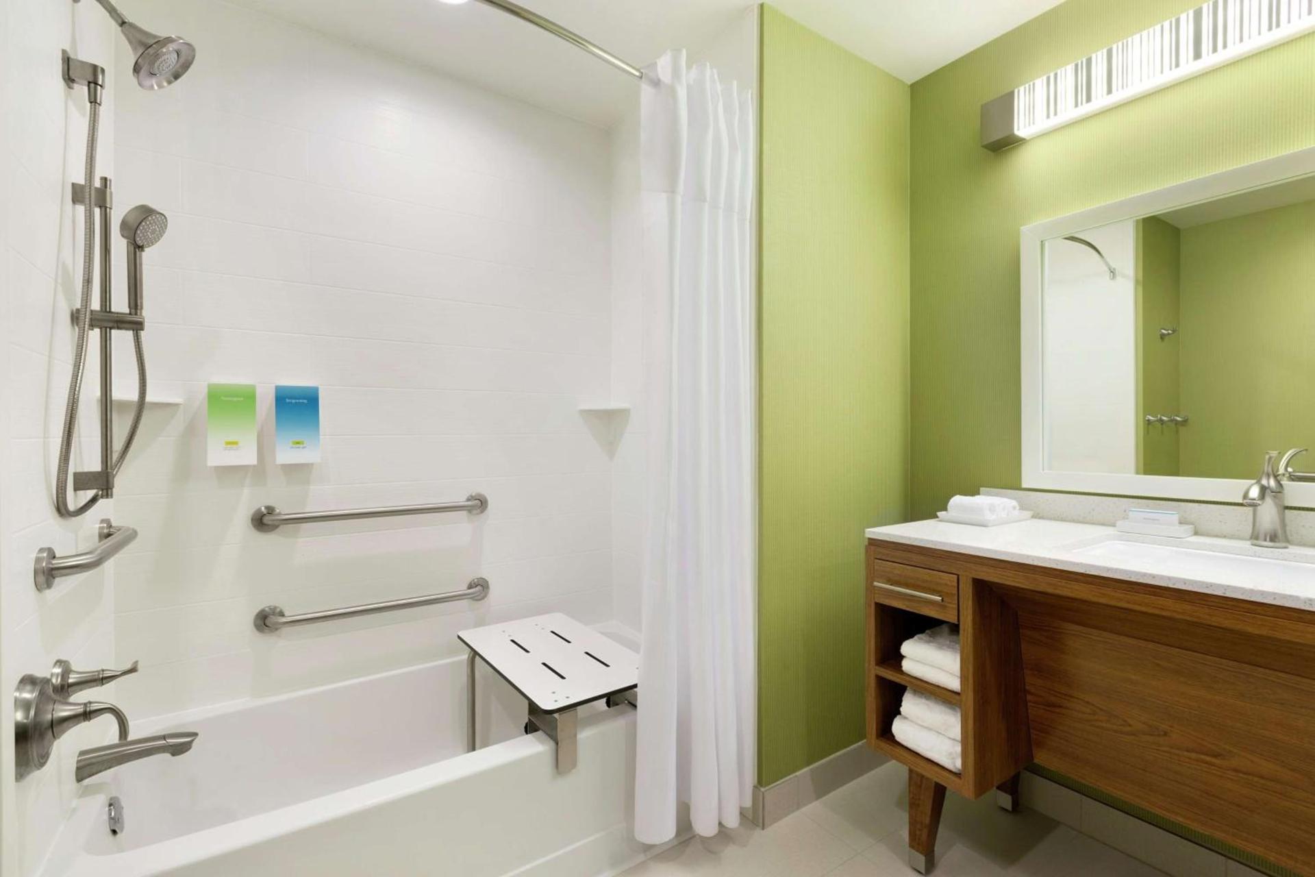 Home2Suites Pittsburgh Cranberry photo 16