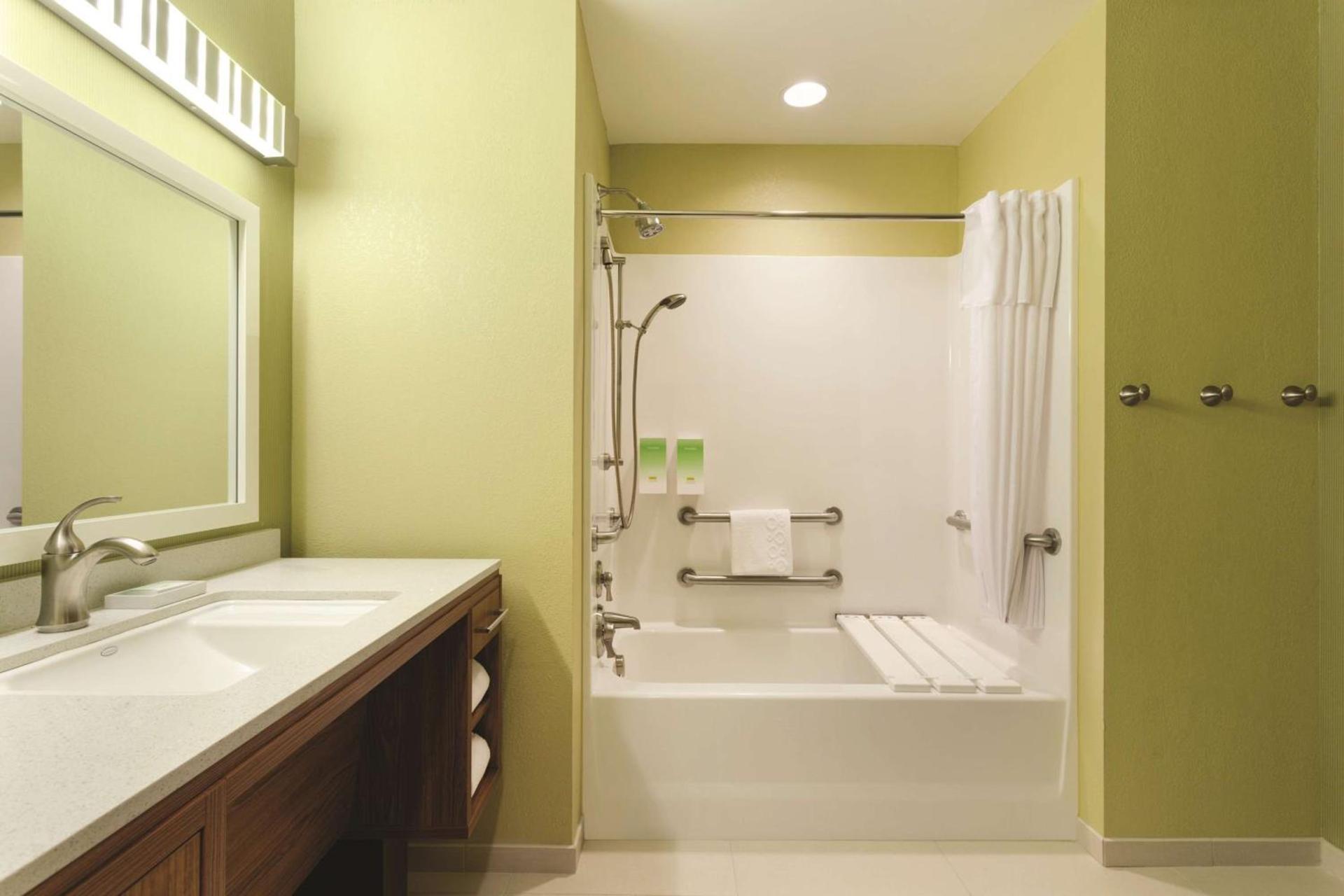 Home2Suites Pittsburgh Cranberry photo 20