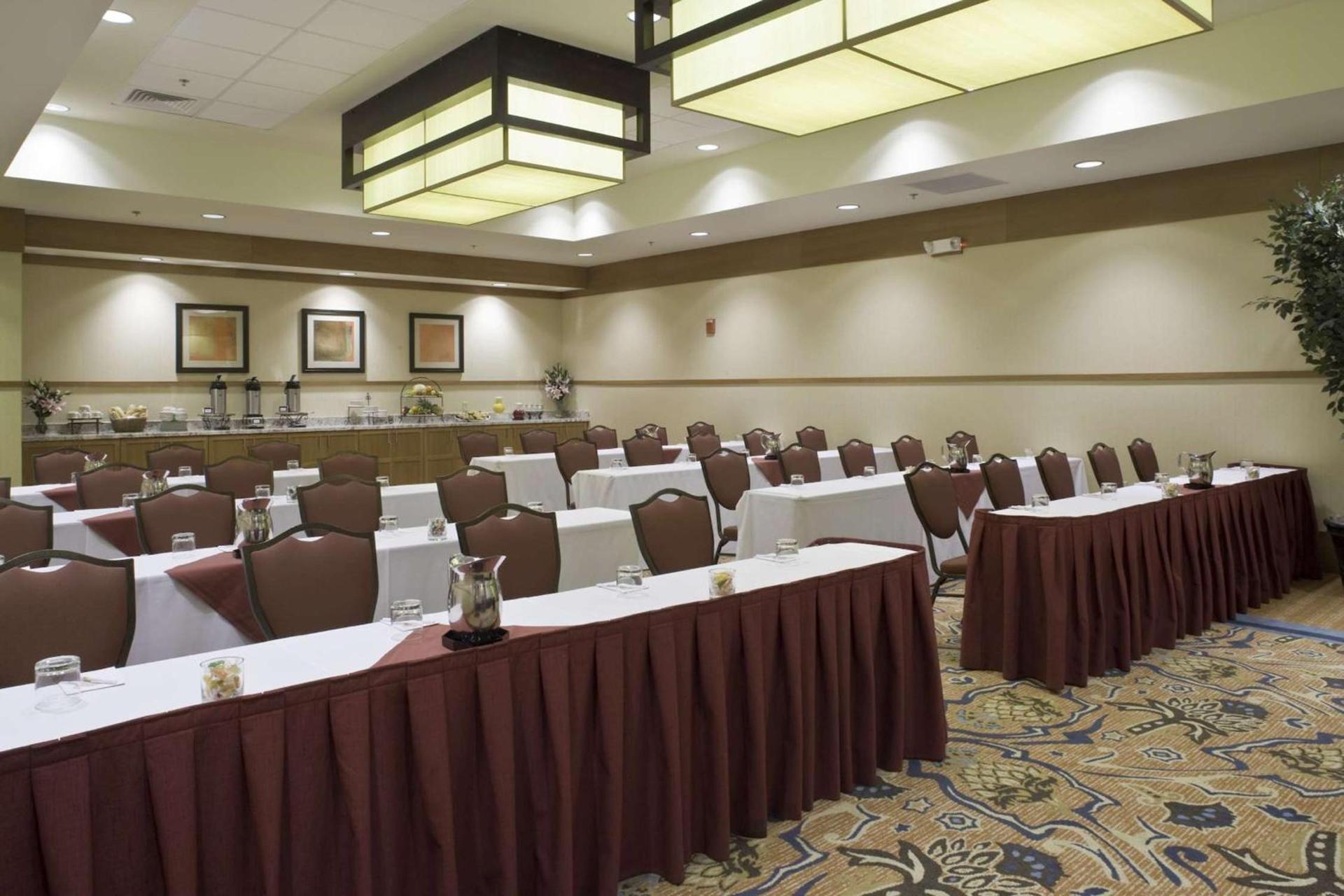 DoubleTree by Hilton Phoenix- Tempe photo 43