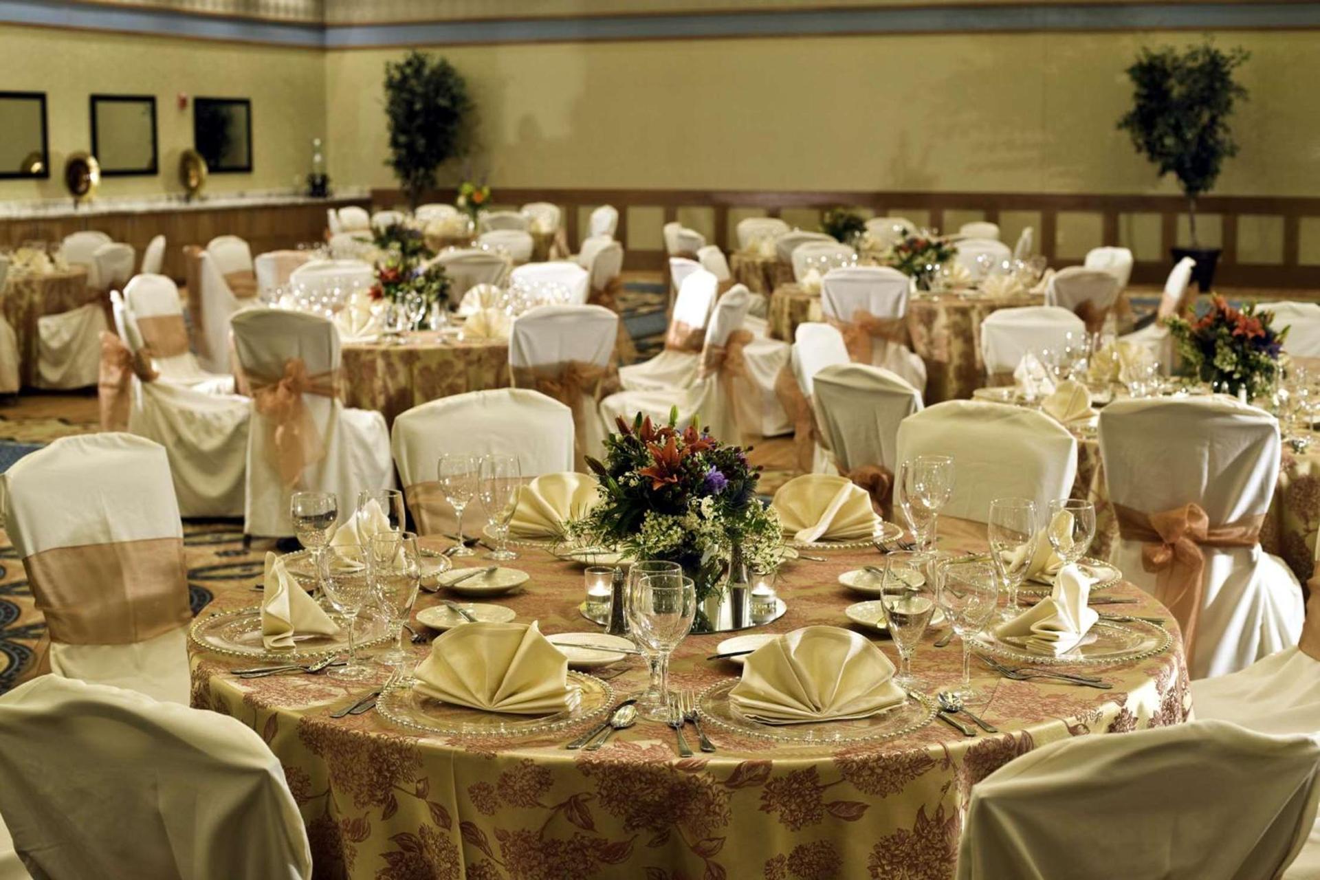 DoubleTree by Hilton Phoenix- Tempe photo 49