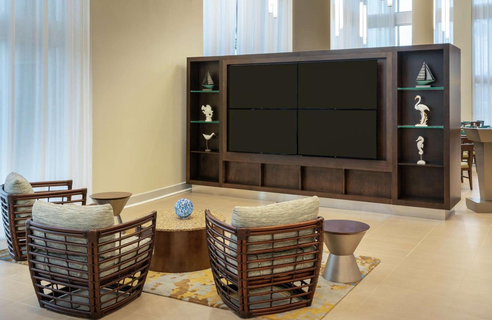 DoubleTree by Hilton Miami Doral photo 11