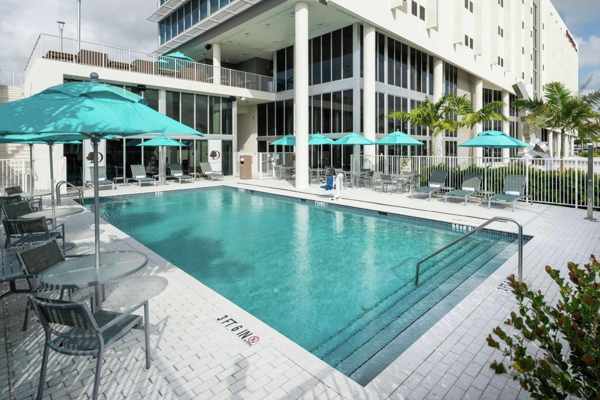 DoubleTree by Hilton Miami Doral photo 12