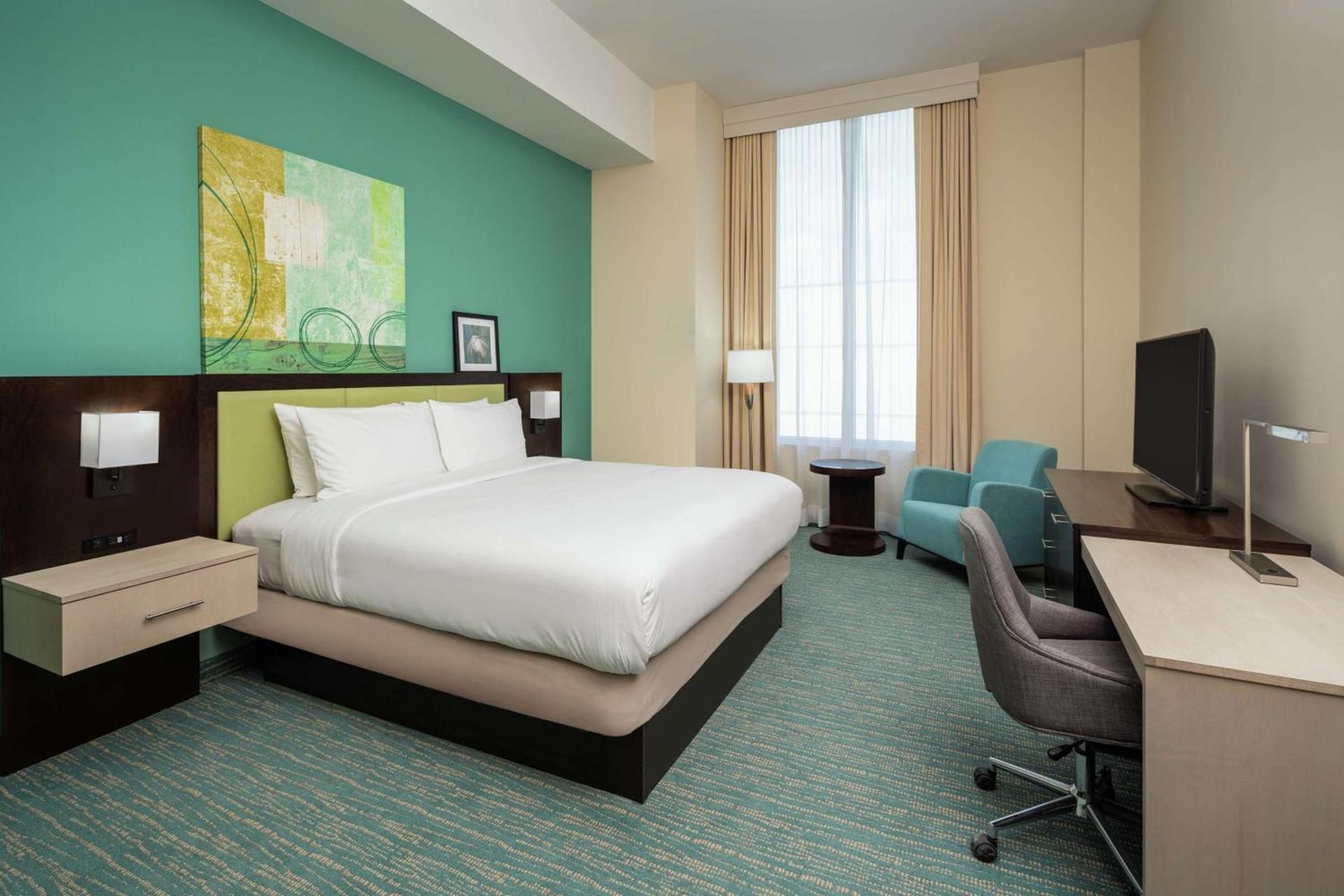 DoubleTree by Hilton Miami Doral photo 21