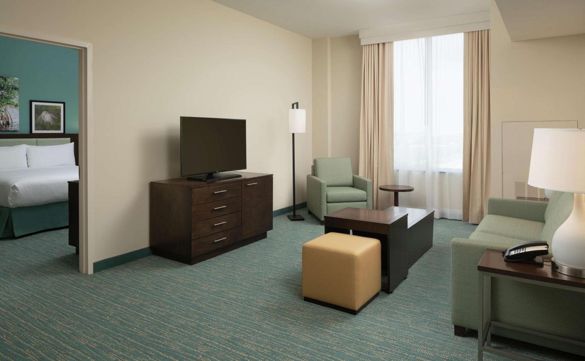 DoubleTree by Hilton Miami Doral photo 25