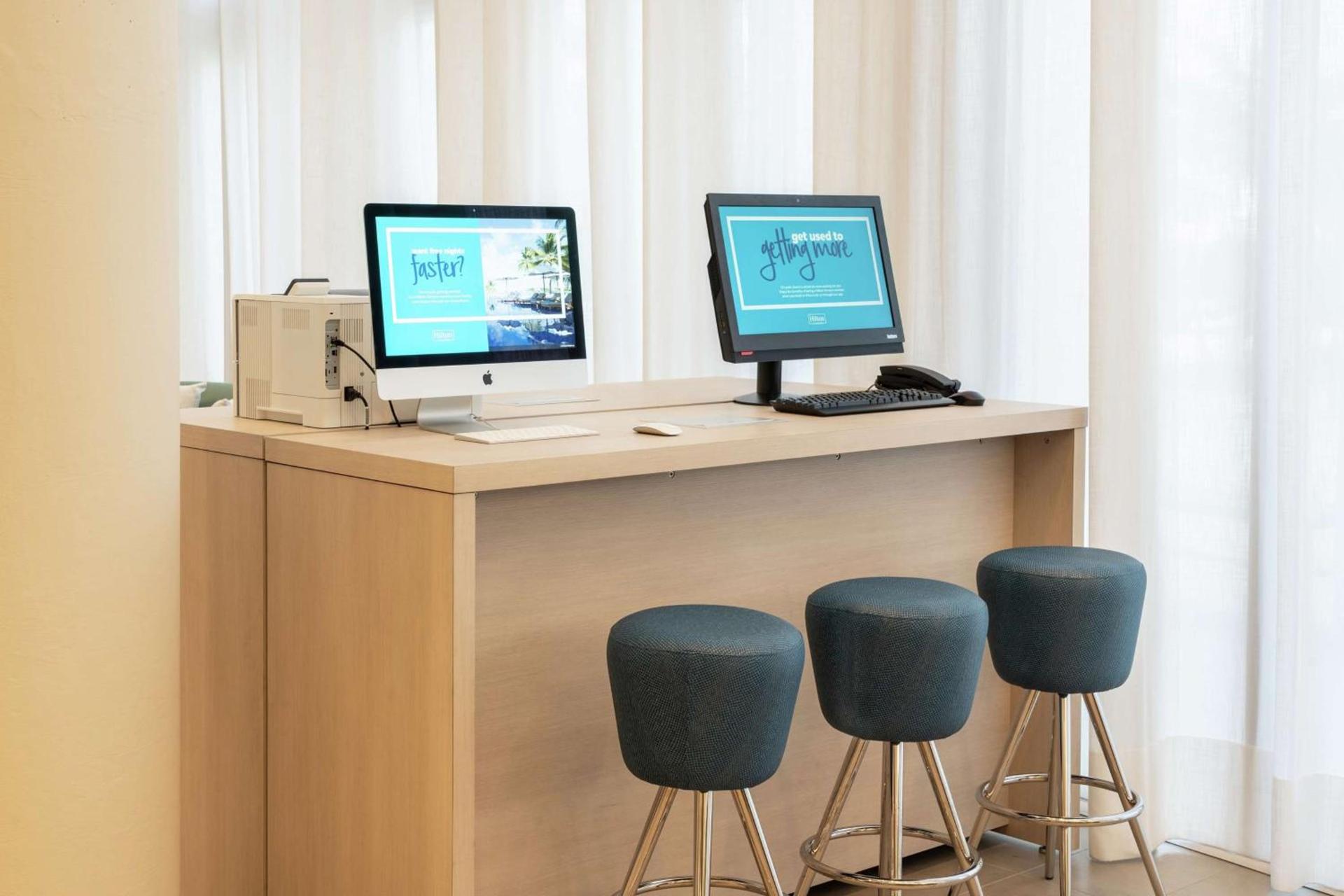 DoubleTree by Hilton Miami Doral photo 27