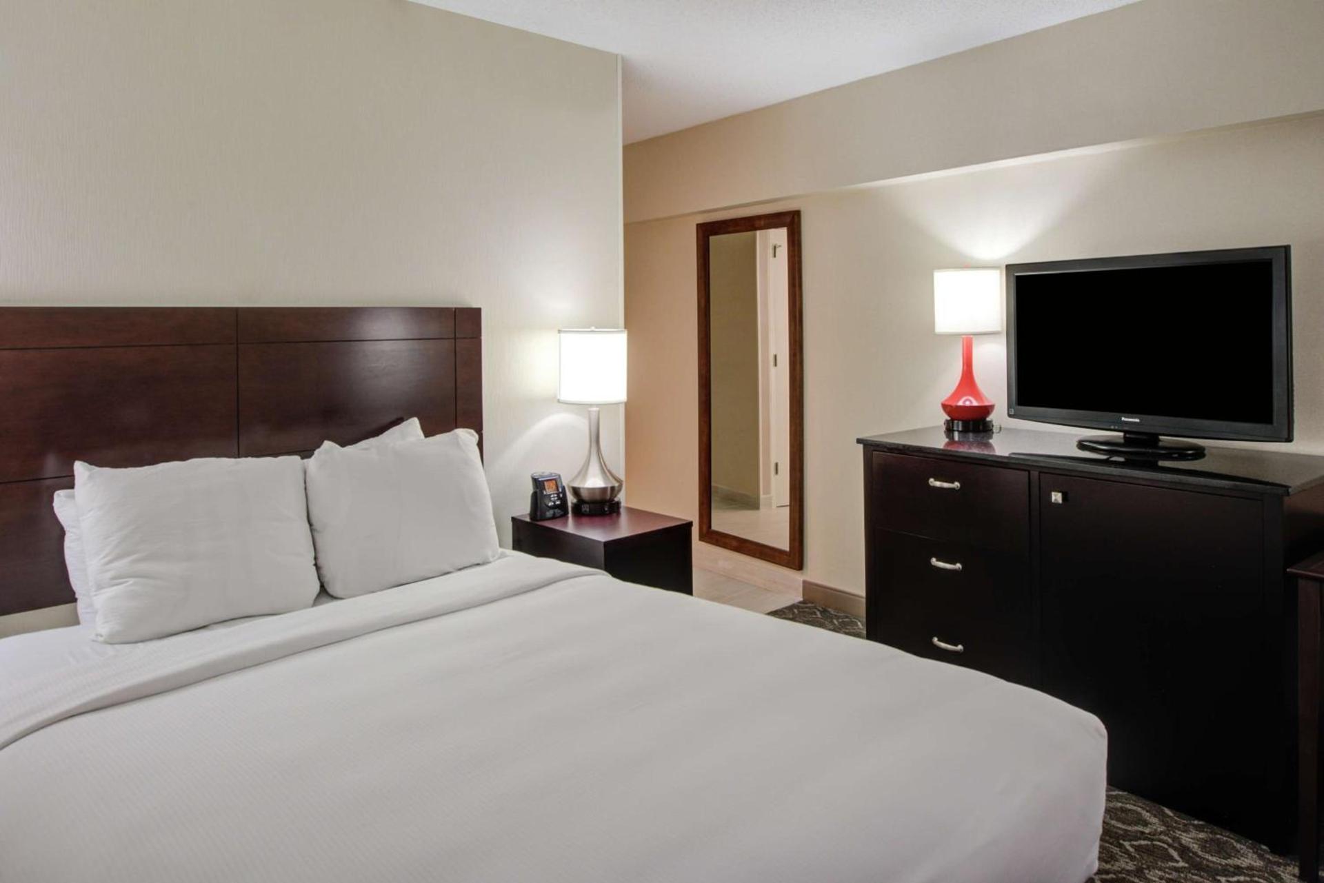 DoubleTree by Hilton Atlanta North Druid Hills/Emory Area photo 35