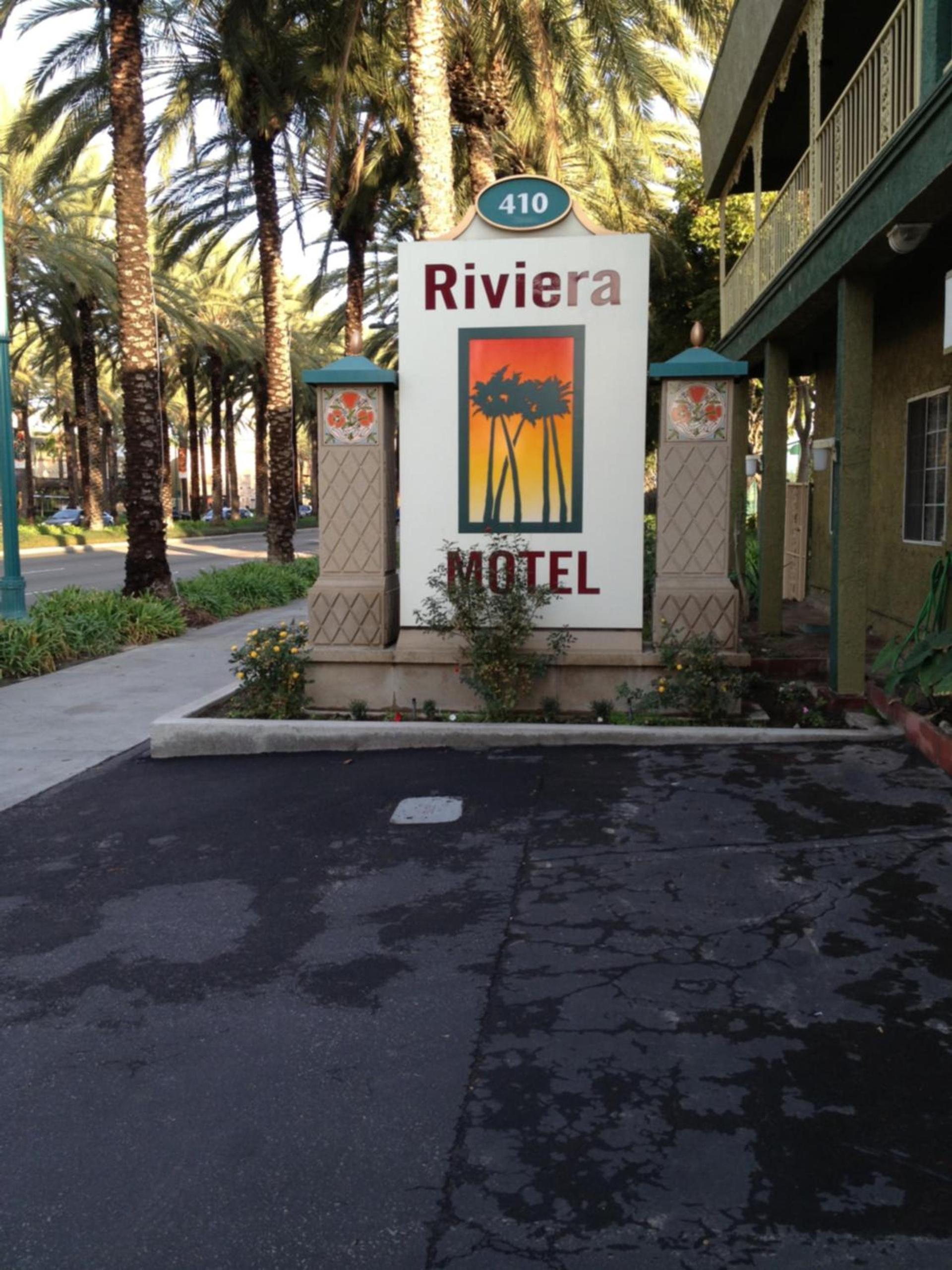 Riviera Motel photo 24