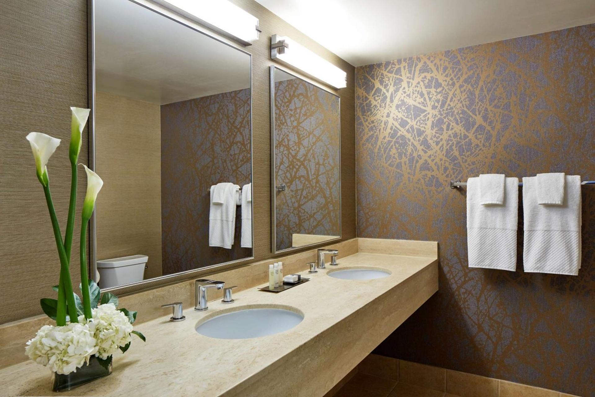 DoubleTree by Hilton Golf Resort Palm Springs photo 40
