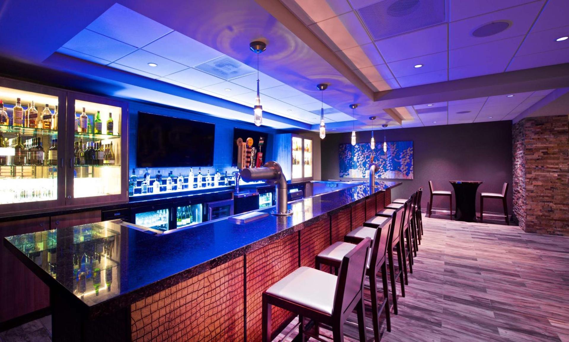 Embassy Suites by Hilton Portland Tigard photo 4