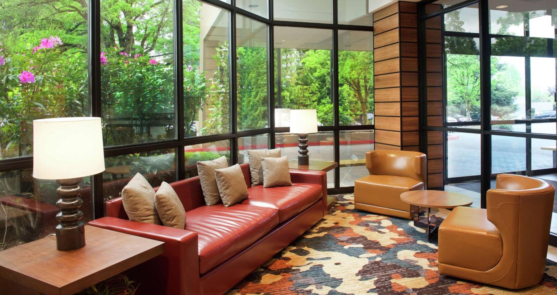 Embassy Suites by Hilton Portland Tigard photo 8