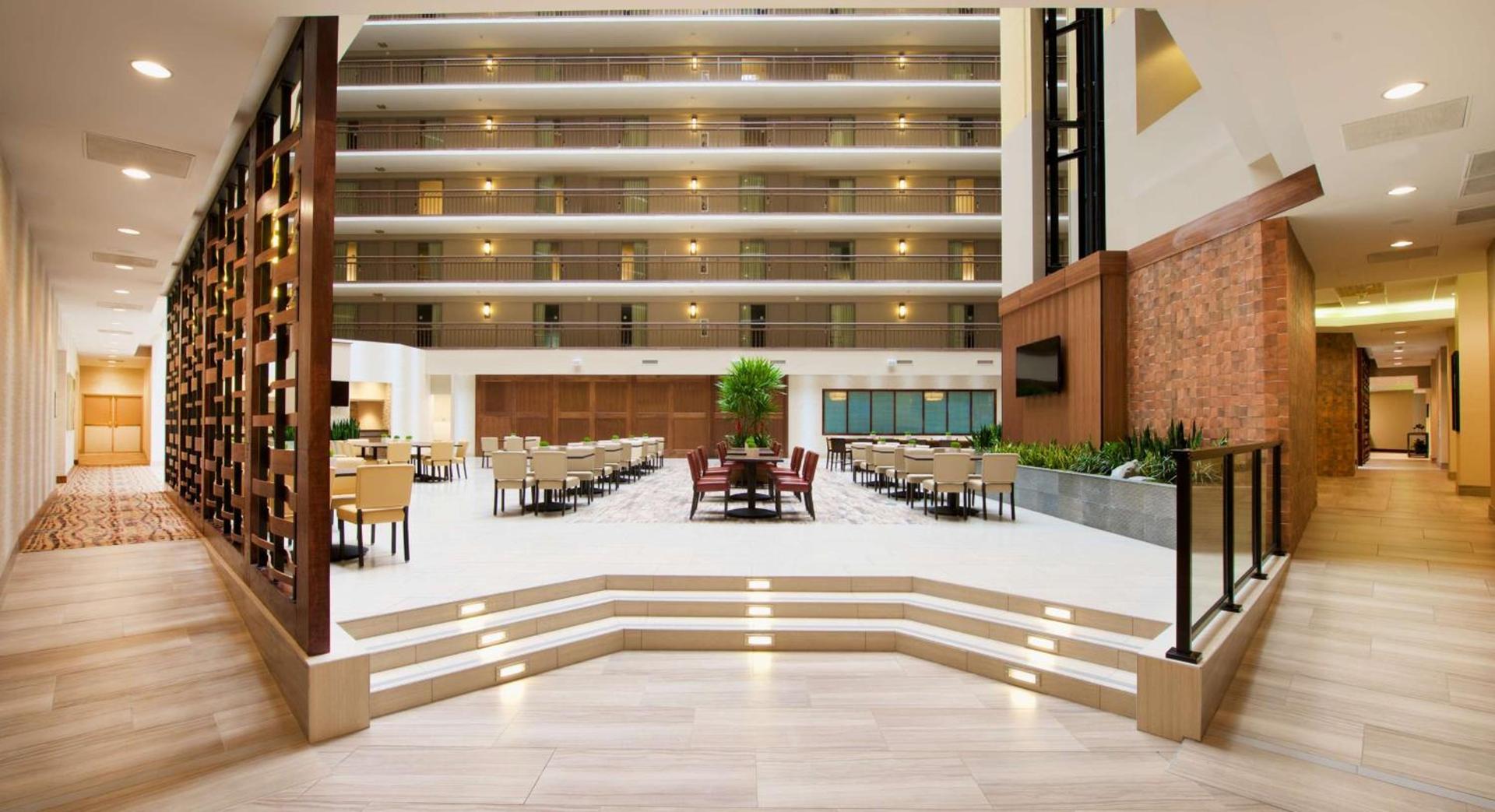 Embassy Suites by Hilton Portland Tigard photo 16