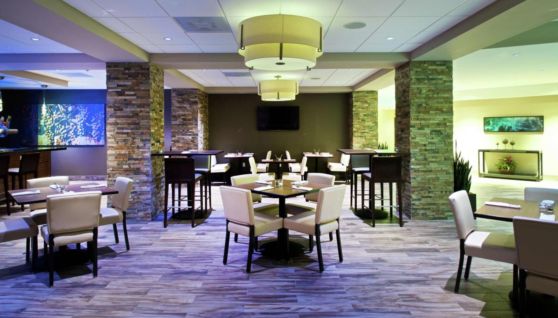 Embassy Suites by Hilton Portland Tigard photo 20