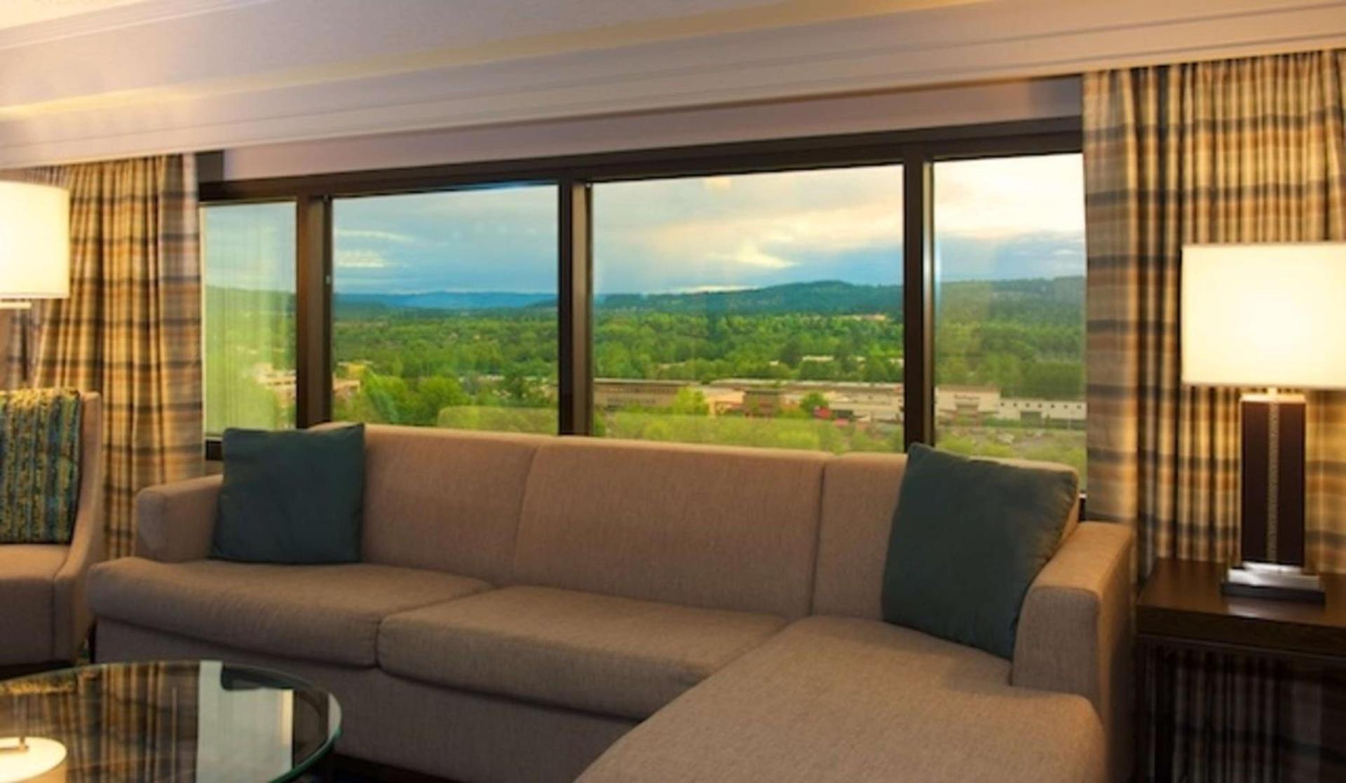 Embassy Suites by Hilton Portland Tigard photo 30