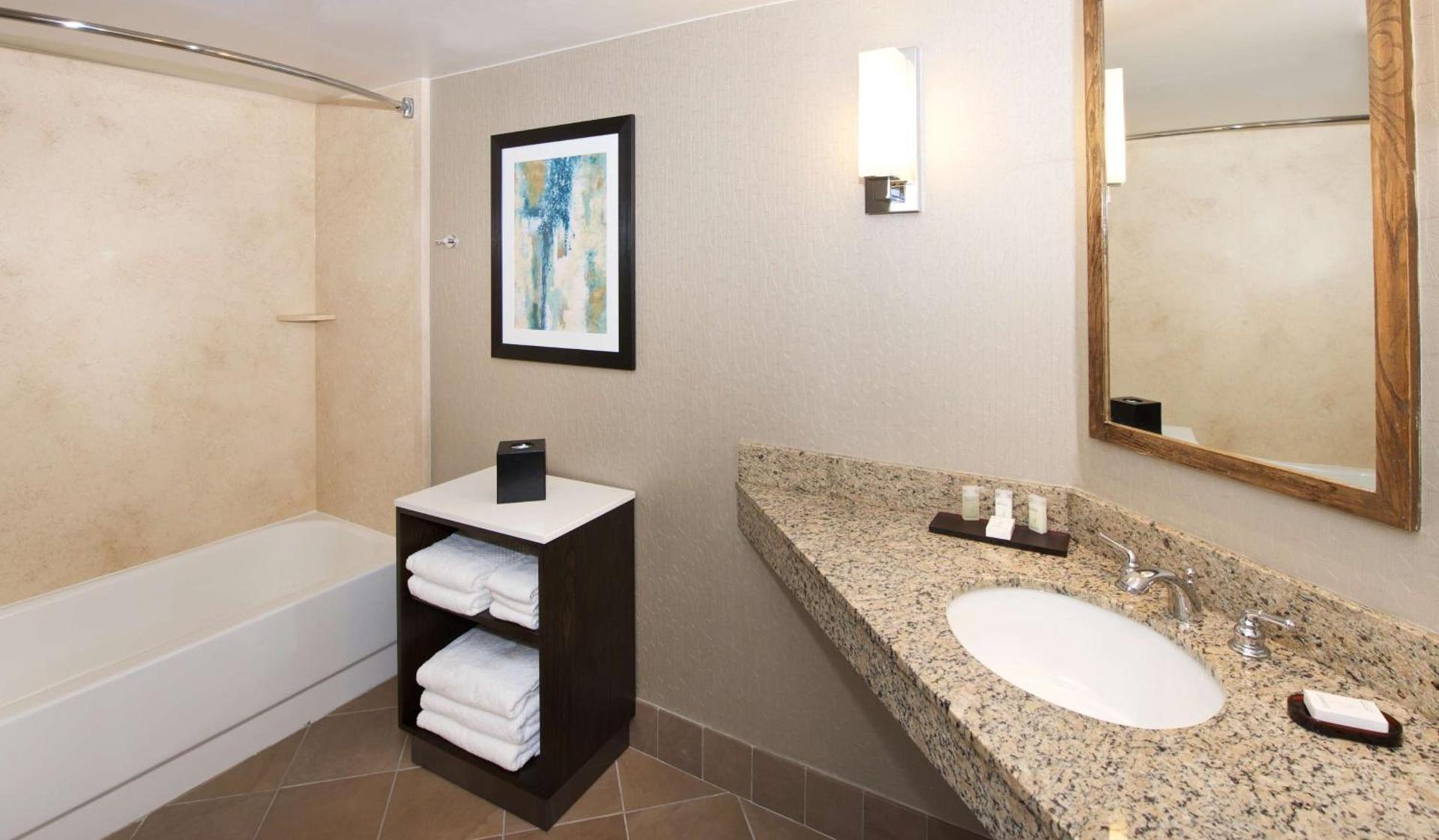 Embassy Suites by Hilton Portland Tigard photo 61
