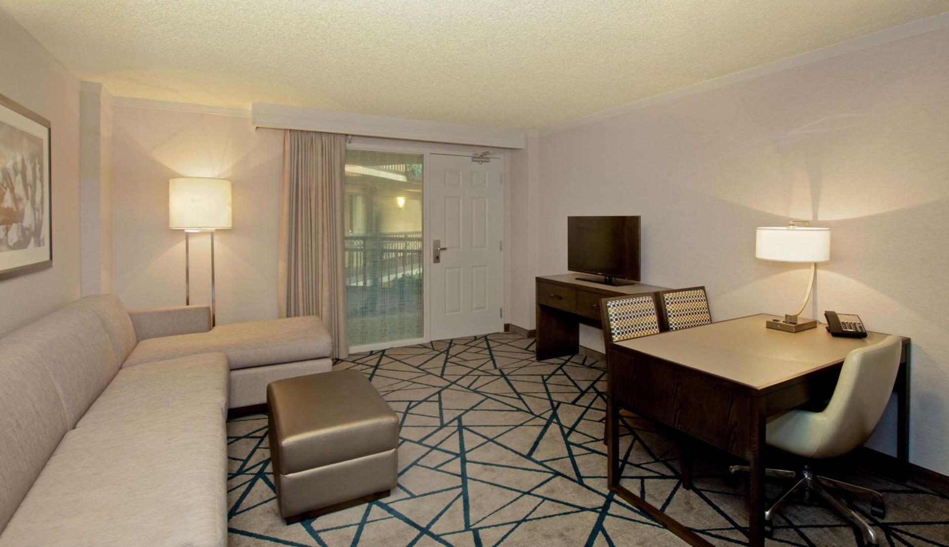 Embassy Suites by Hilton Portland Tigard photo 60