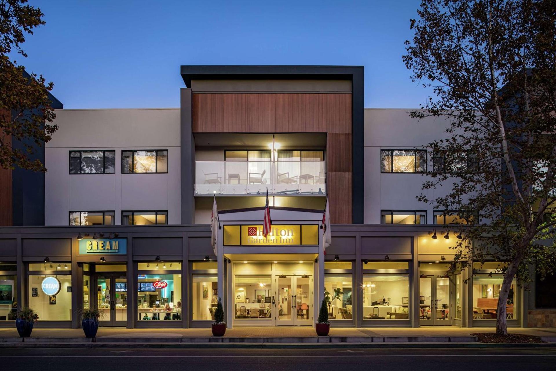 Hilton Garden Inn Davis Downtown — hotel in Davis