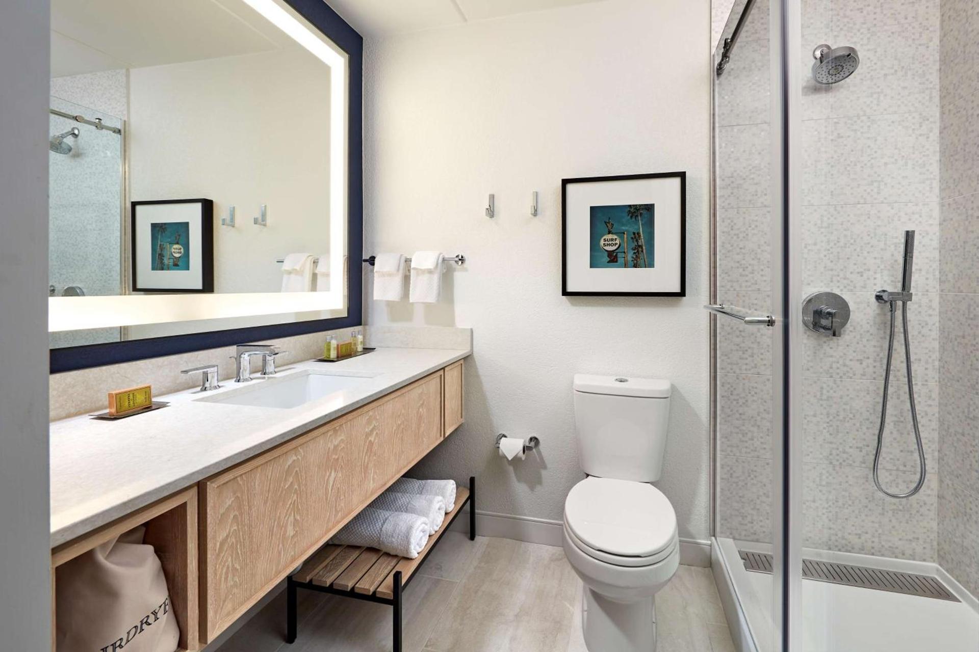 Hotel MDR Marina del Rey- a DoubleTree by Hilton photo 47