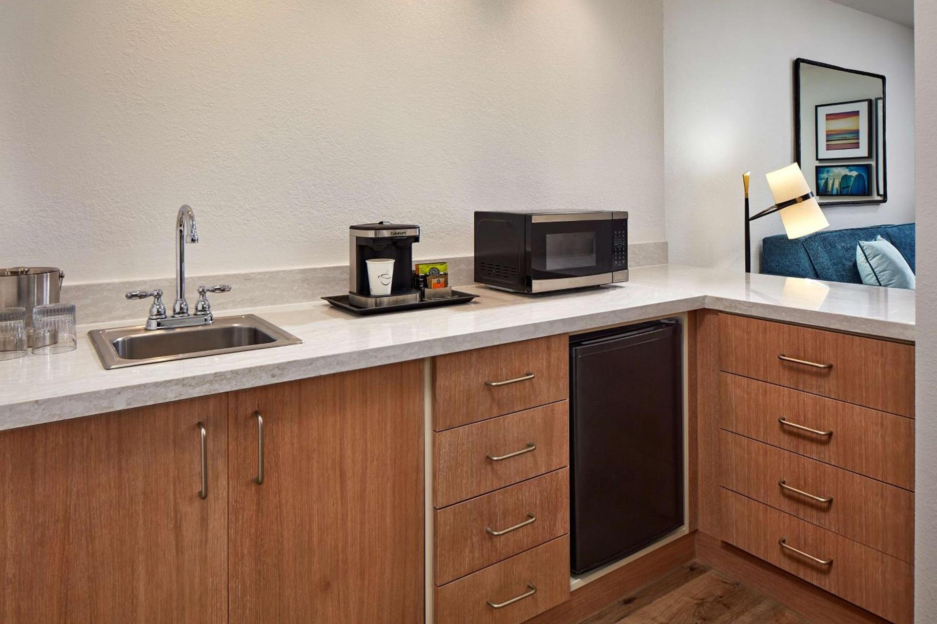 Hotel MDR Marina del Rey- a DoubleTree by Hilton photo 58
