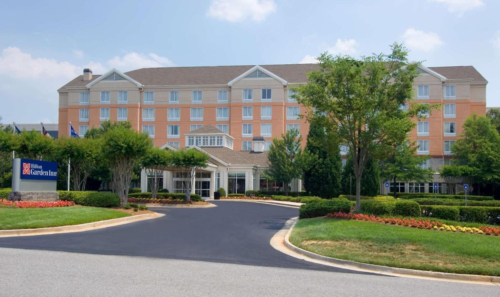 Hilton Garden Inn Atlanta North/Alpharetta photo 2