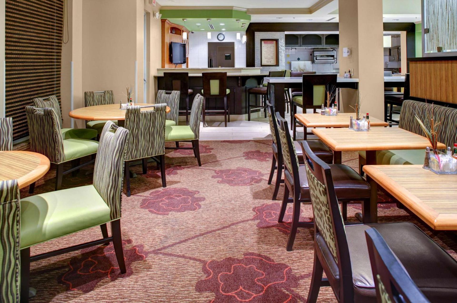 Hilton Garden Inn Atlanta North/Alpharetta photo 19