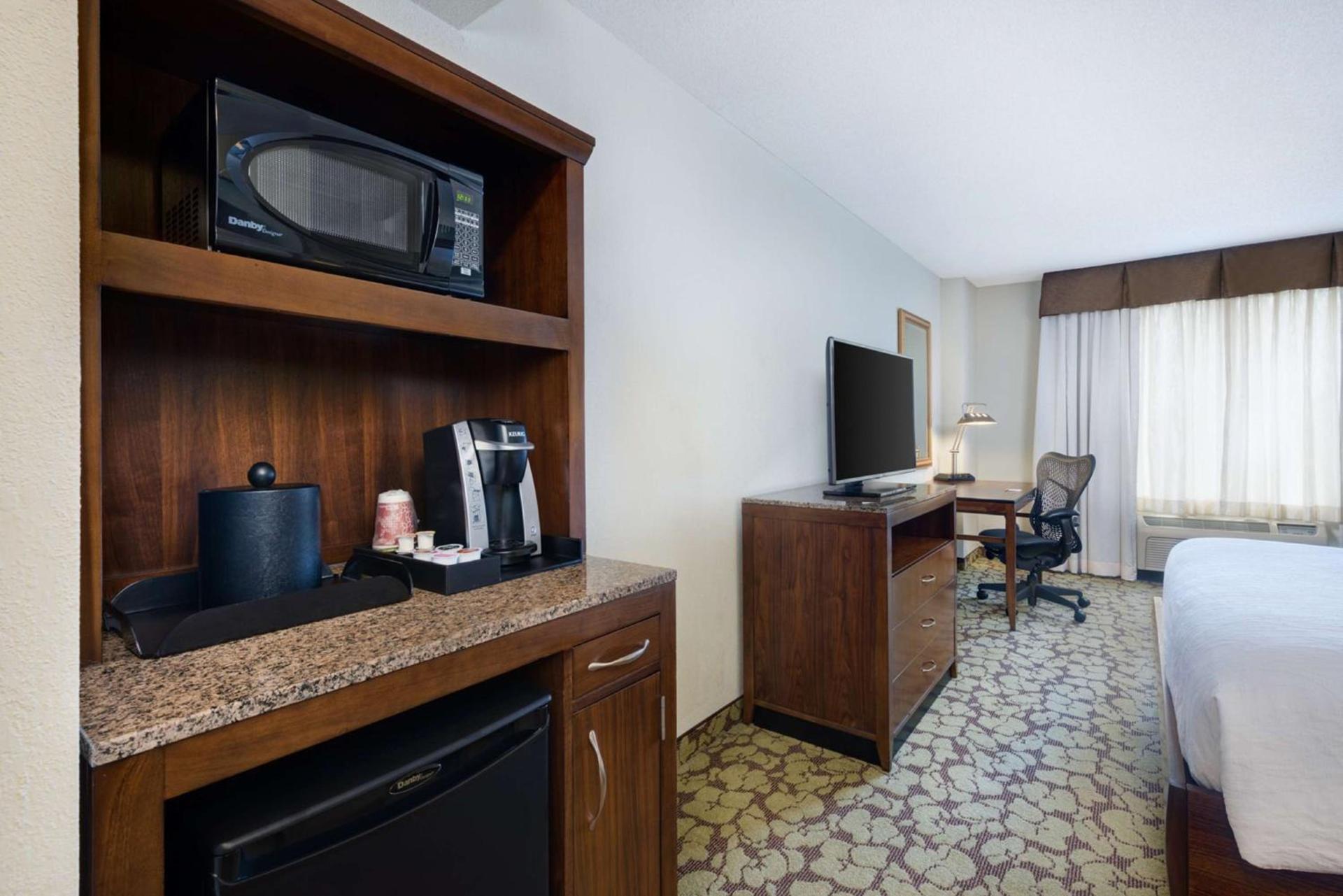 Hilton Garden Inn Atlanta North/Alpharetta photo 31