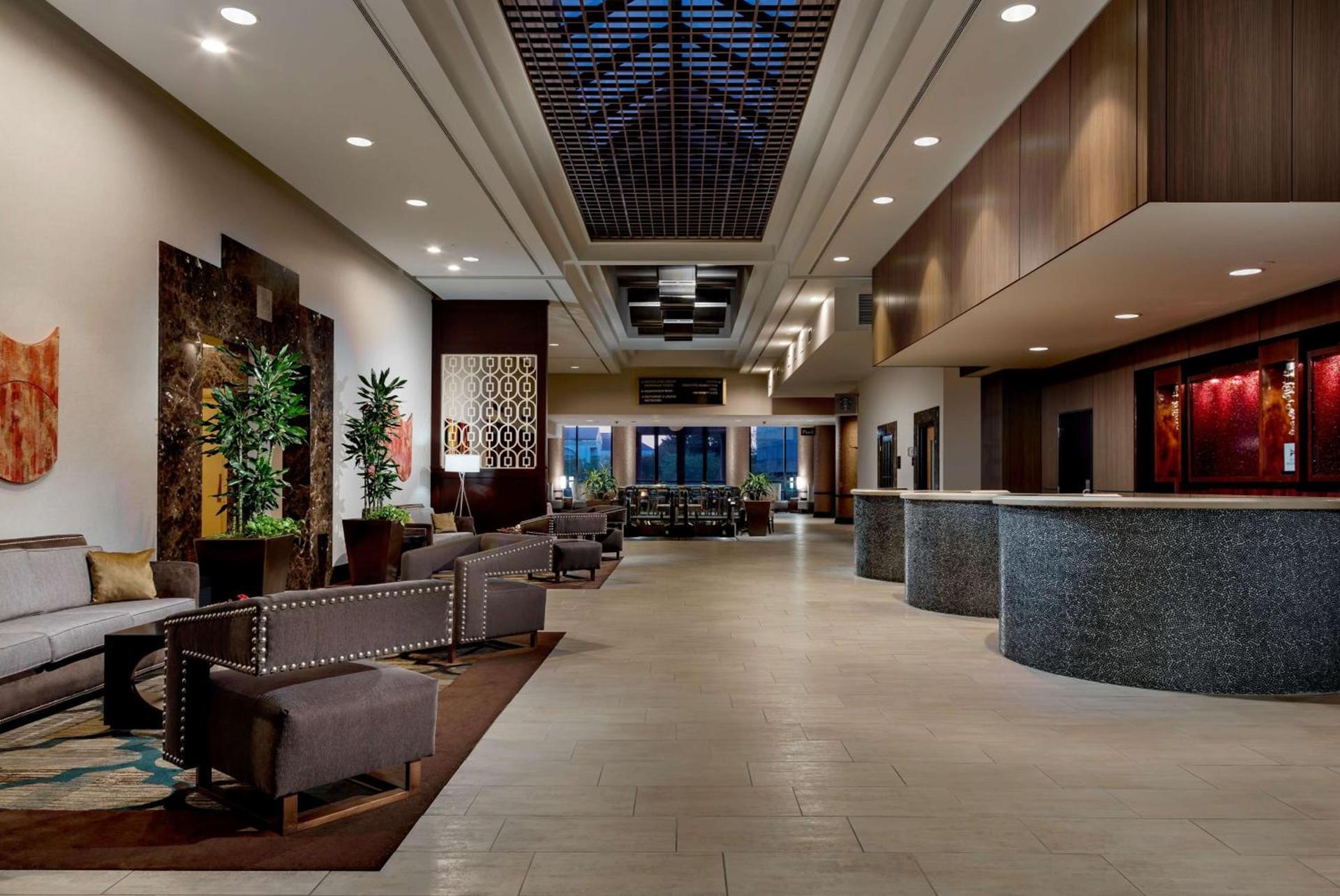 Hilton Charlotte University Place photo 6