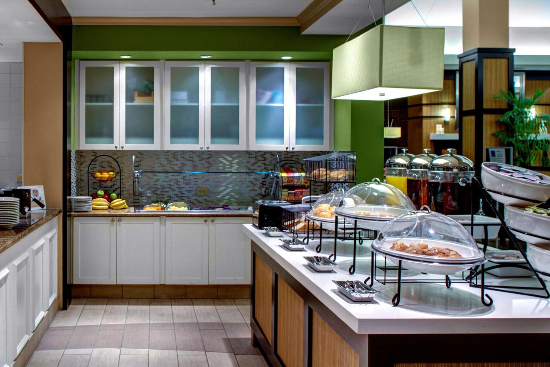 Hilton Garden Inn Atlanta North/Alpharetta photo 20