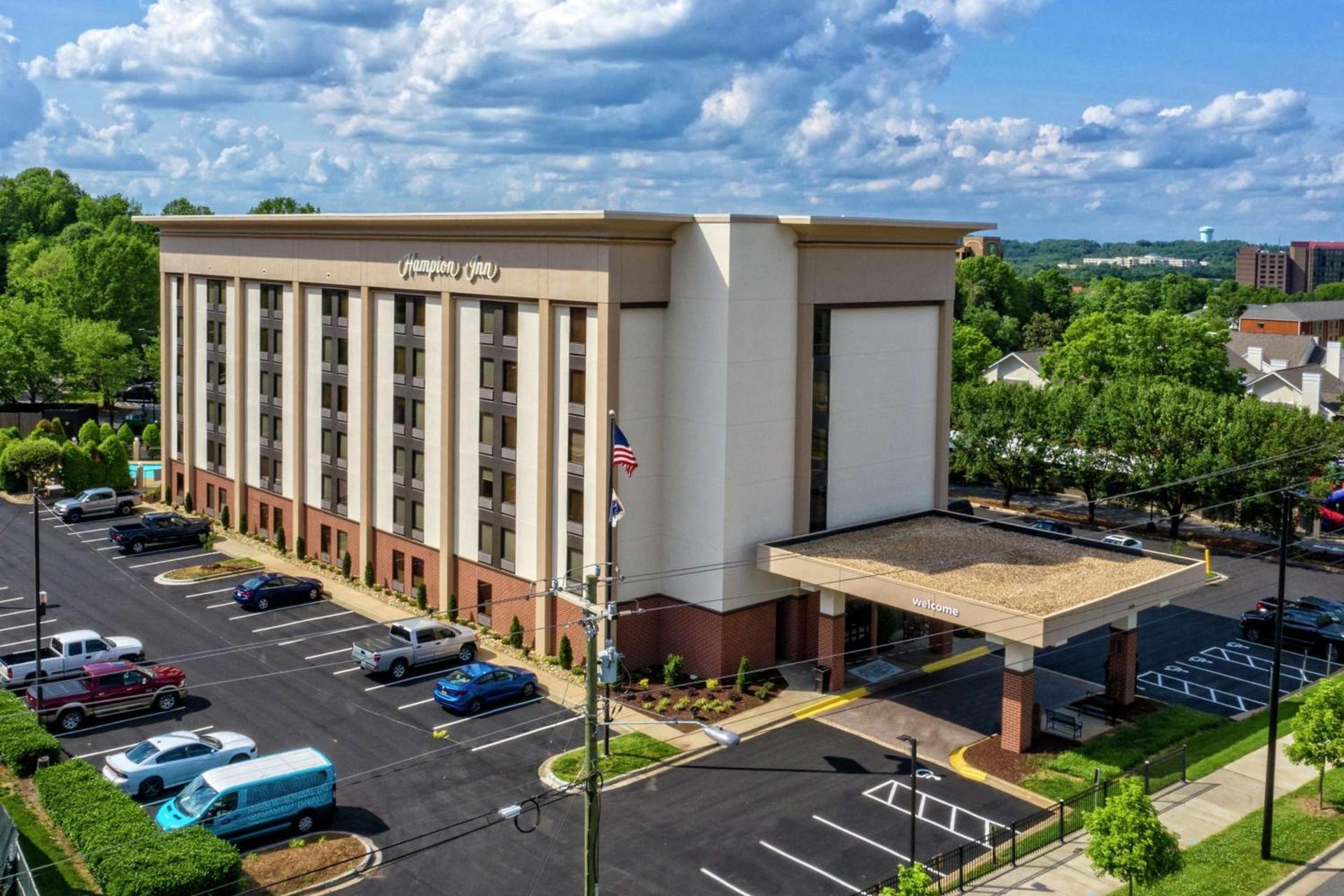 Hampton Inn Charlotte University Place photo 4