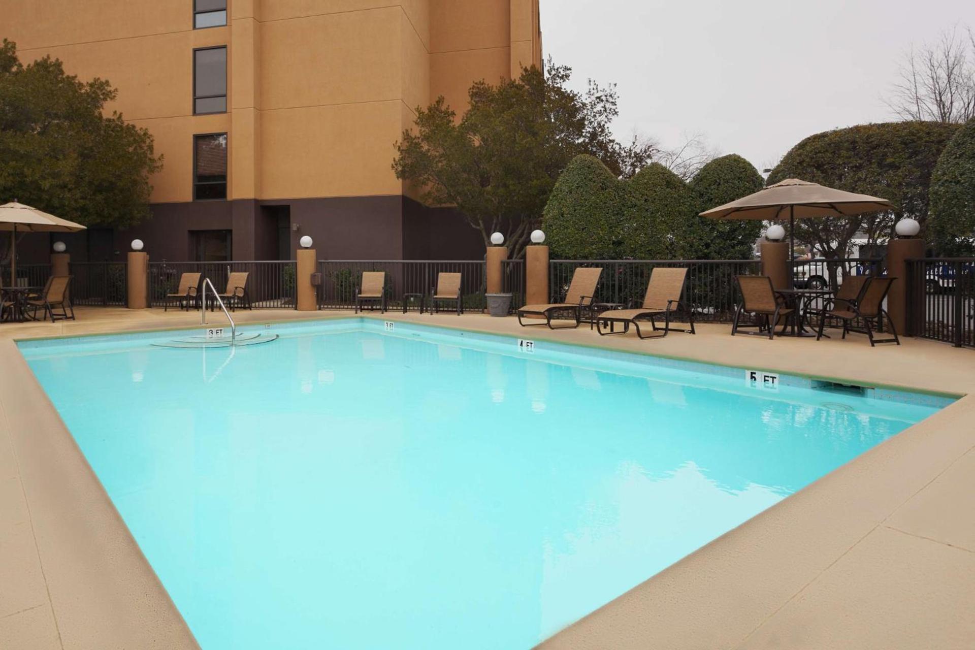 Hampton Inn Charlotte University Place photo 6