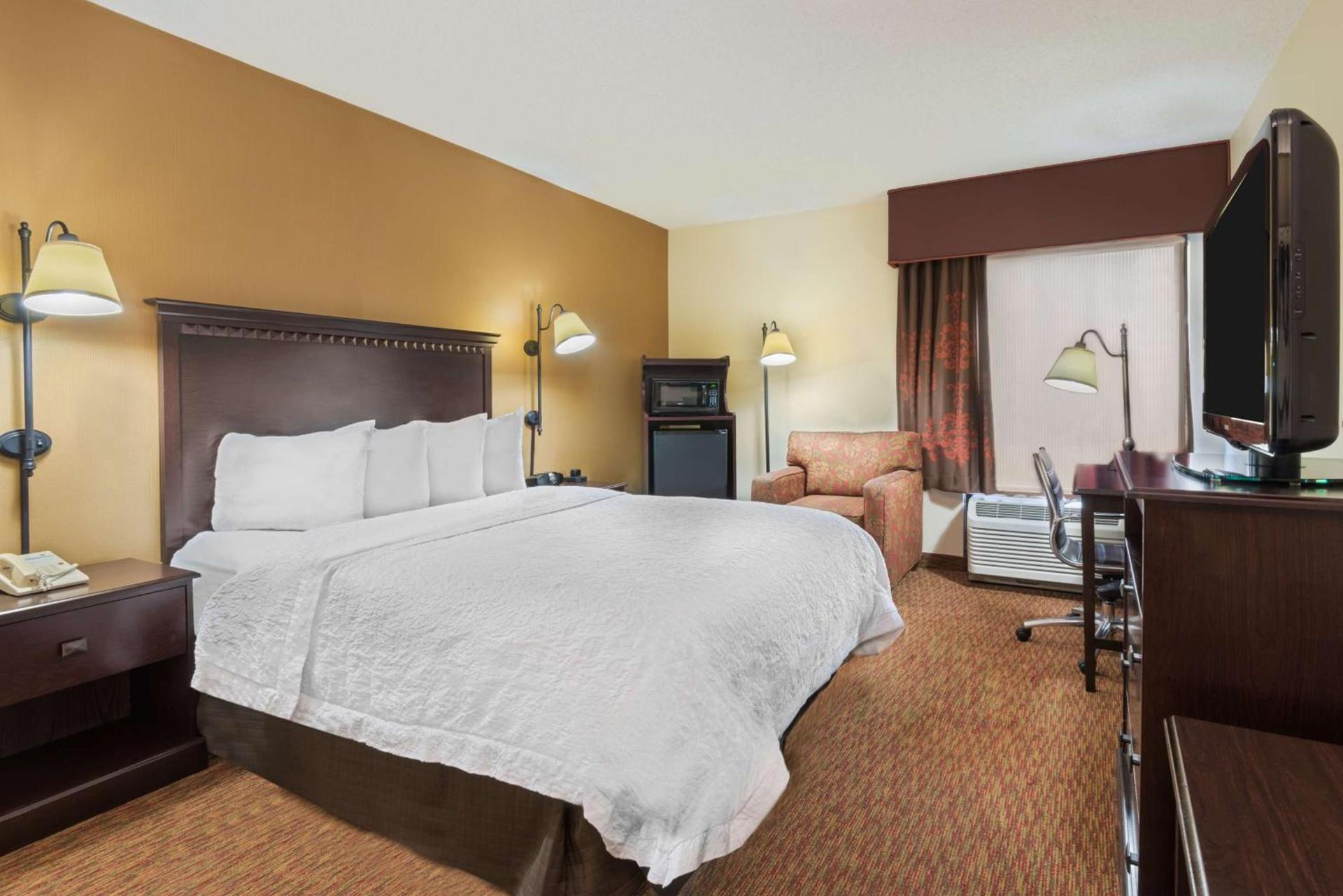 Hampton Inn Charlotte University Place photo 14