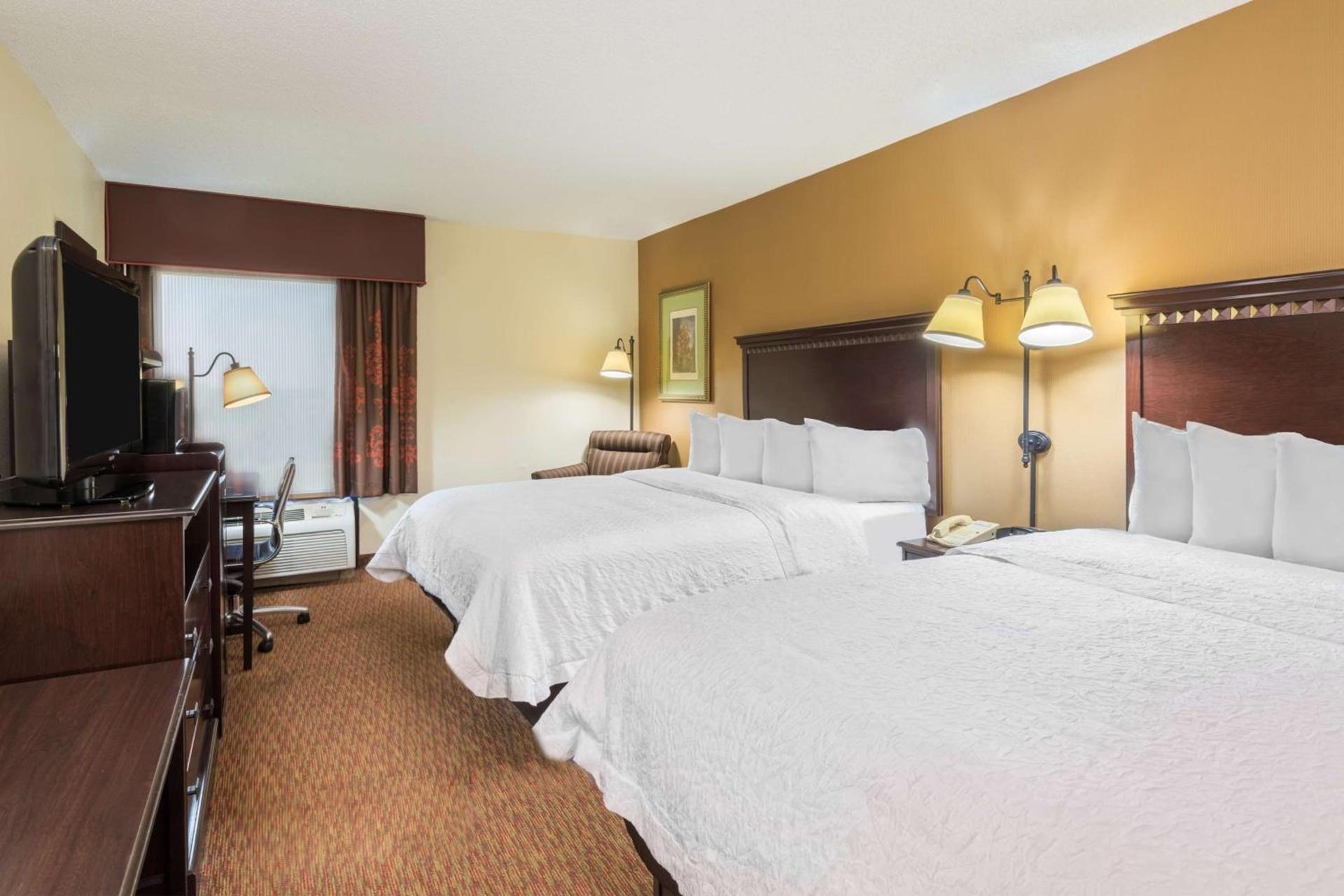 Hampton Inn Charlotte University Place photo 18