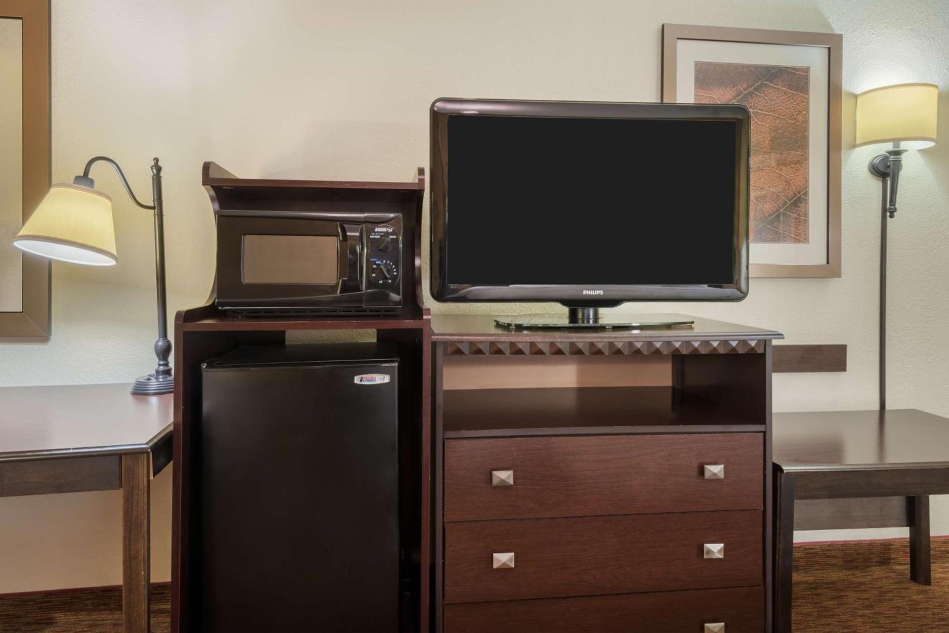 Hampton Inn Charlotte University Place photo 20