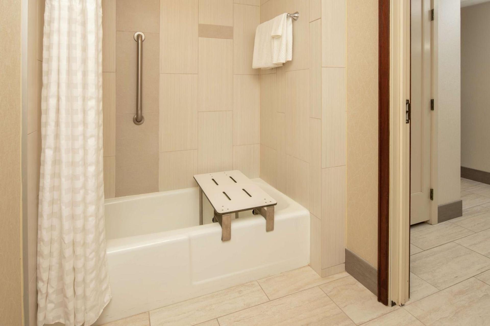 Hilton Bellevue photo 8