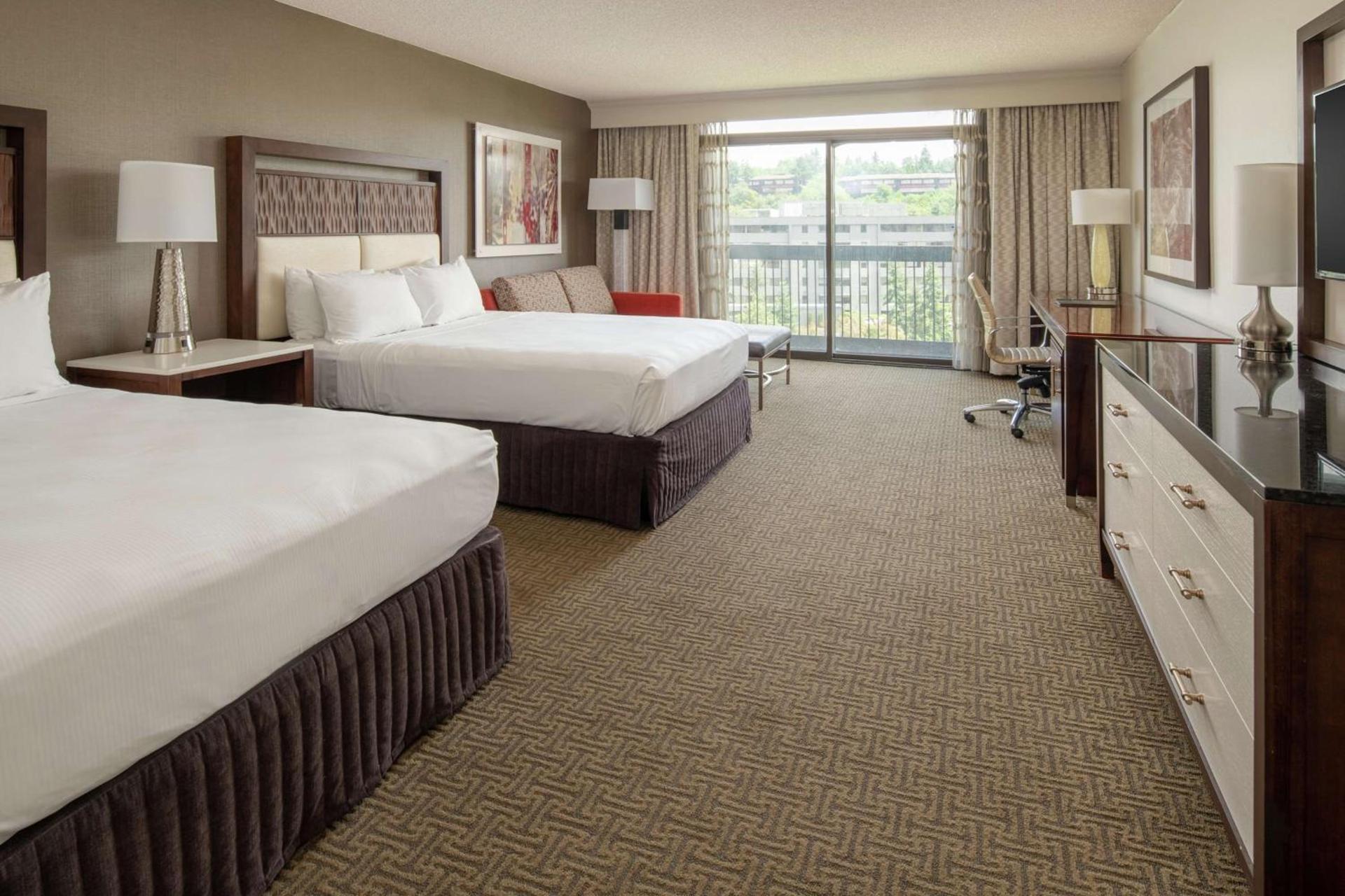 Hilton Bellevue photo 11