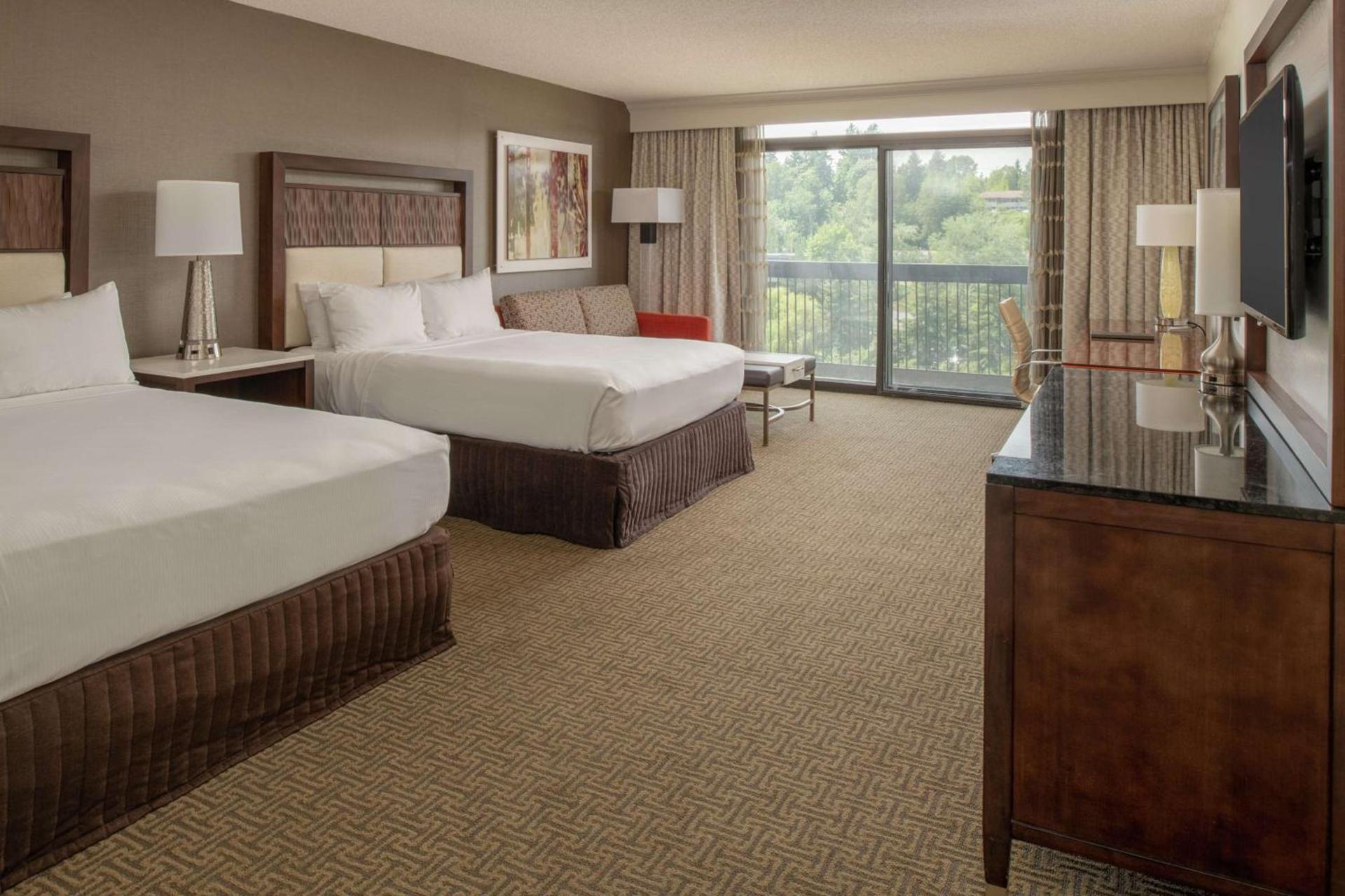 Hilton Bellevue photo 7