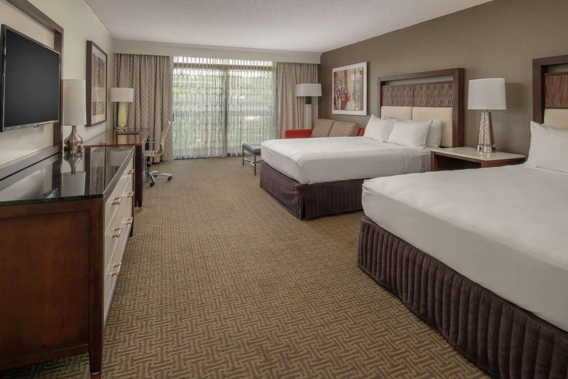 Hilton Bellevue photo 14