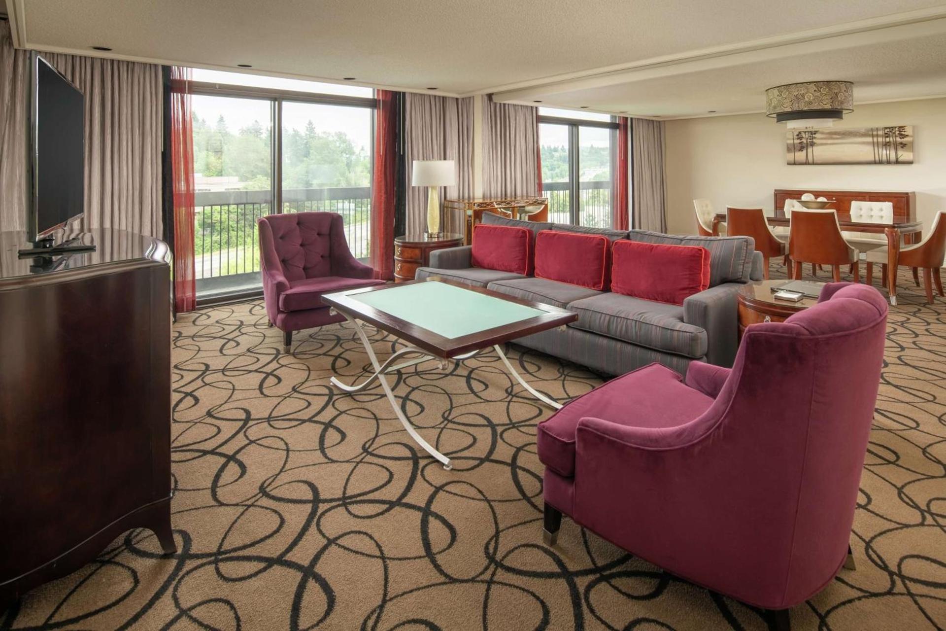 Hilton Bellevue photo 13