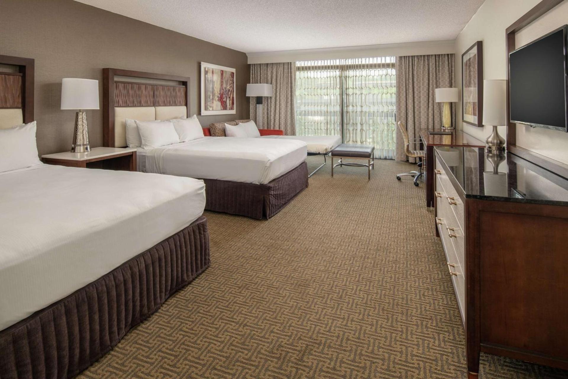 Hilton Bellevue photo 25