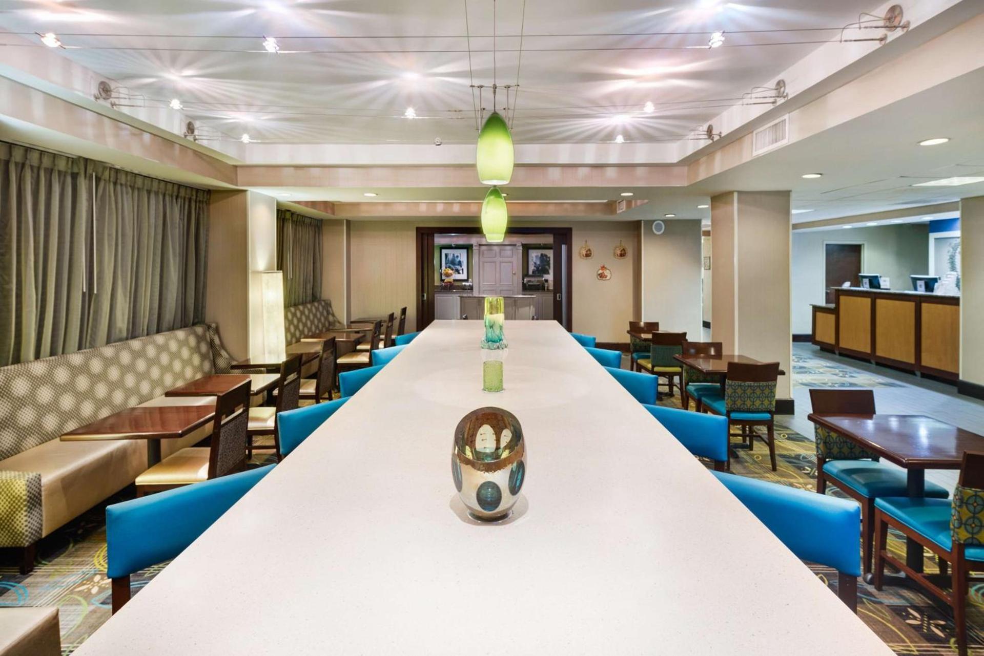 Hampton Inn Atlanta Perimeter Center photo 6