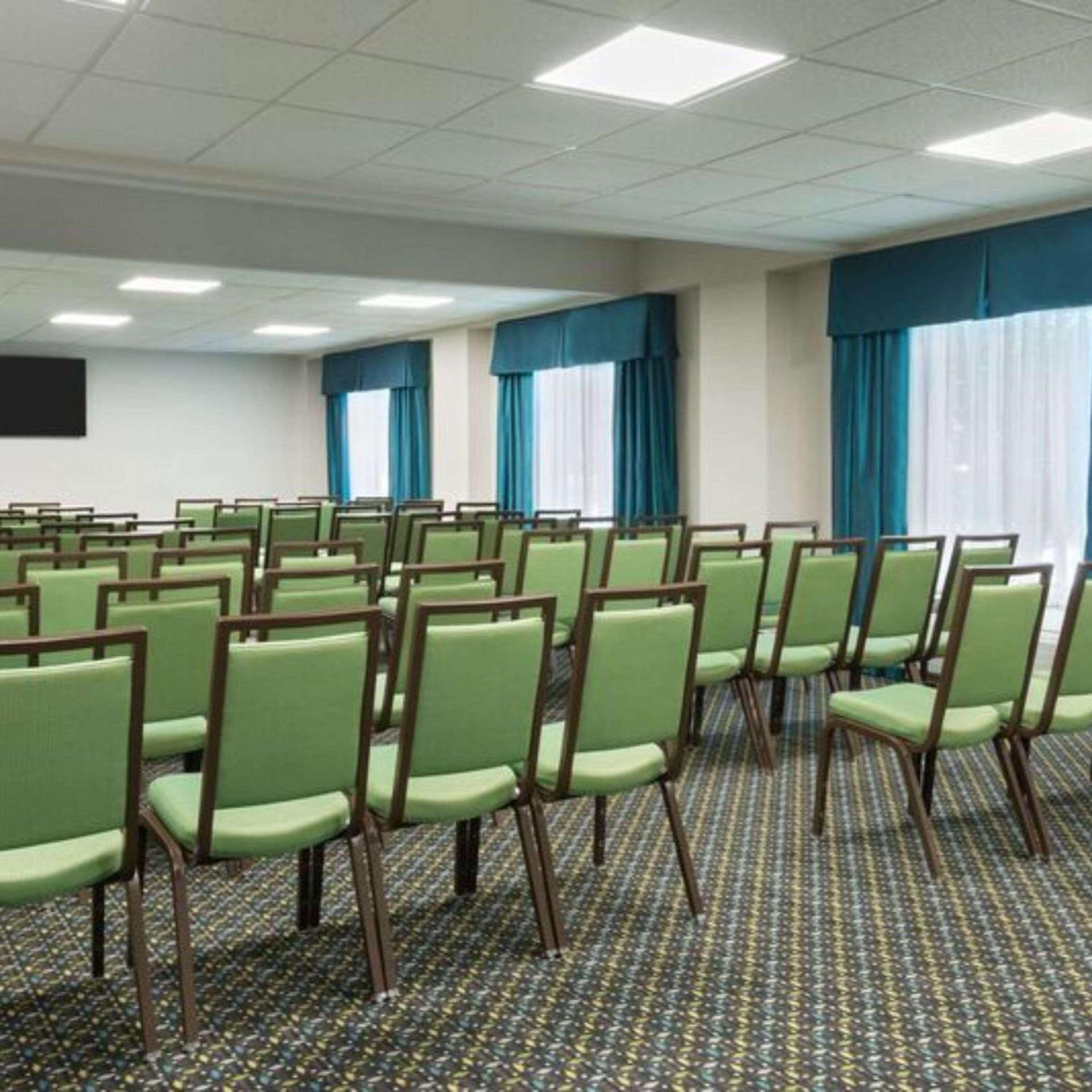 Hampton Inn Atlanta Perimeter Center photo 21