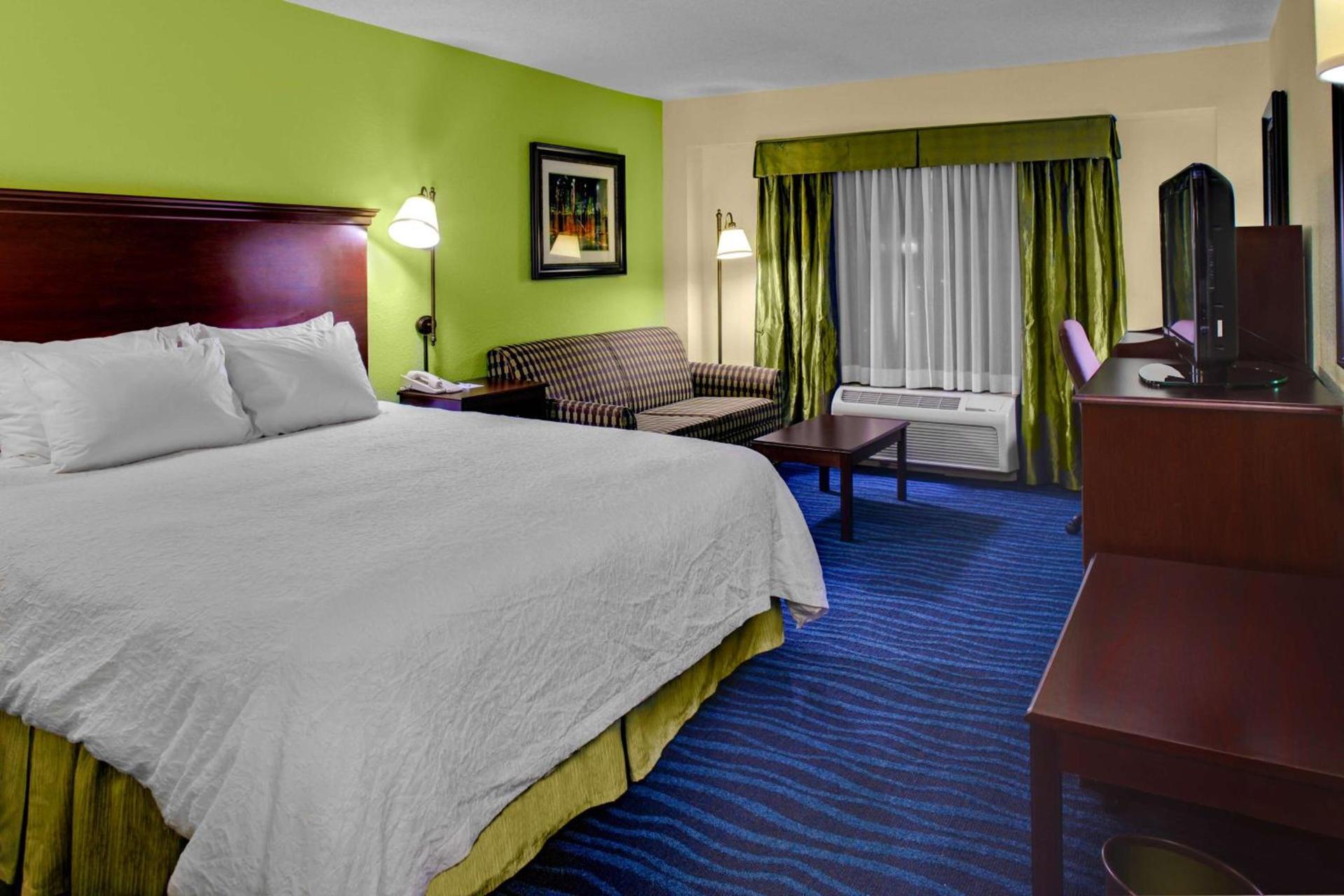 Hampton Inn Atlanta Perimeter Center photo 26