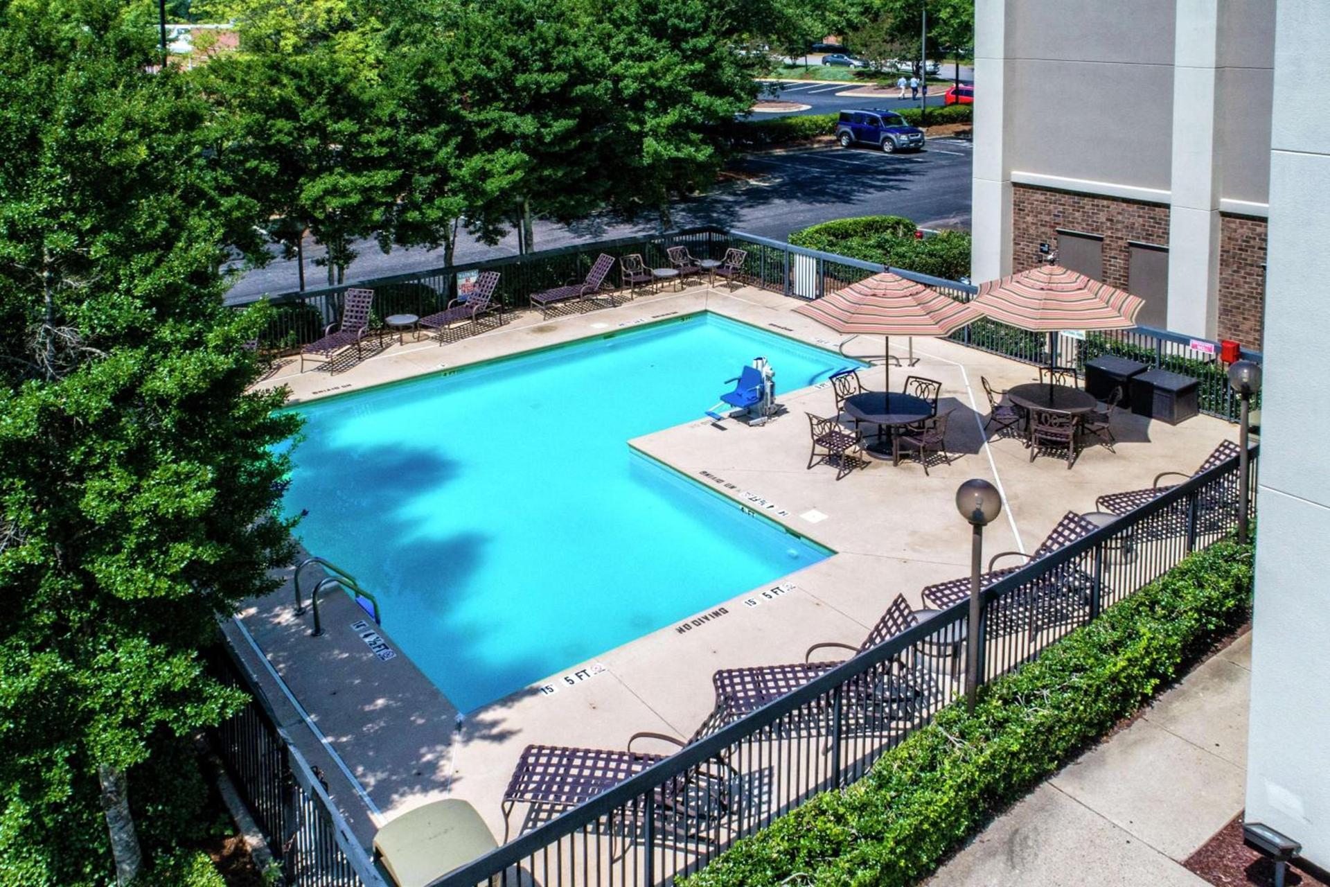 Hampton Inn Raleigh Cary photo 7
