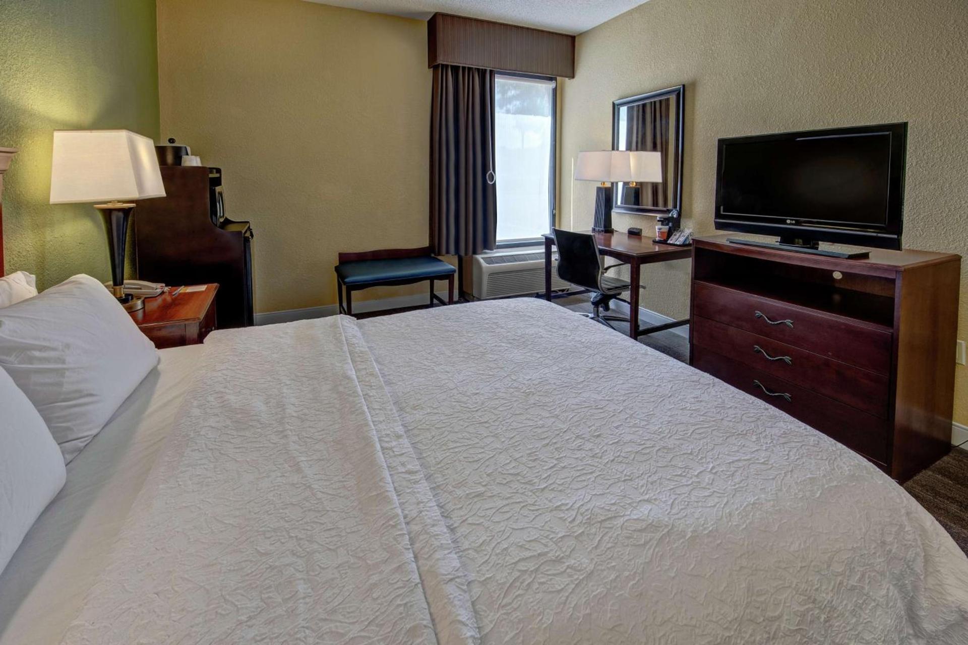 Hampton Inn Raleigh Cary photo 15