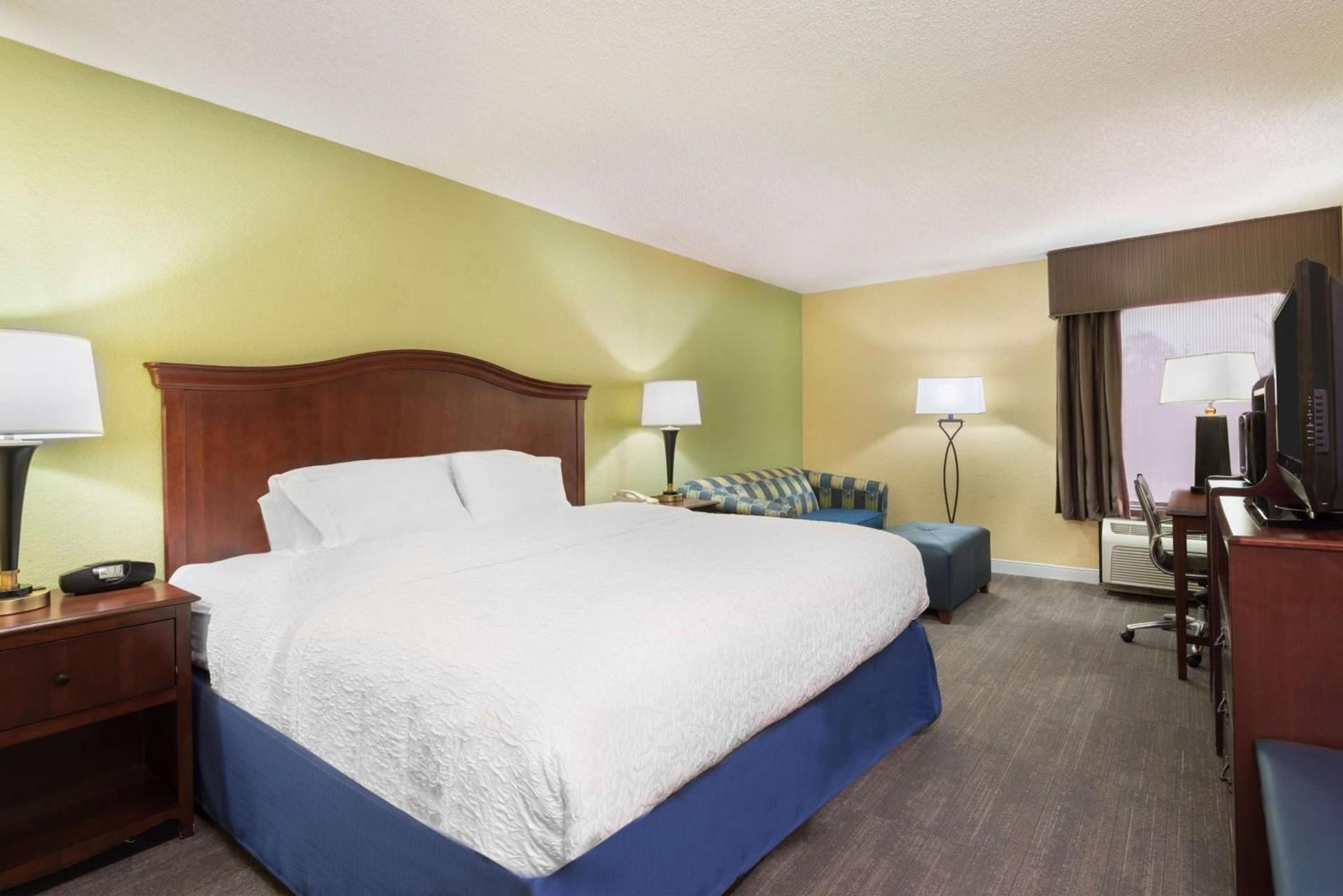 Hampton Inn Raleigh Cary photo 22