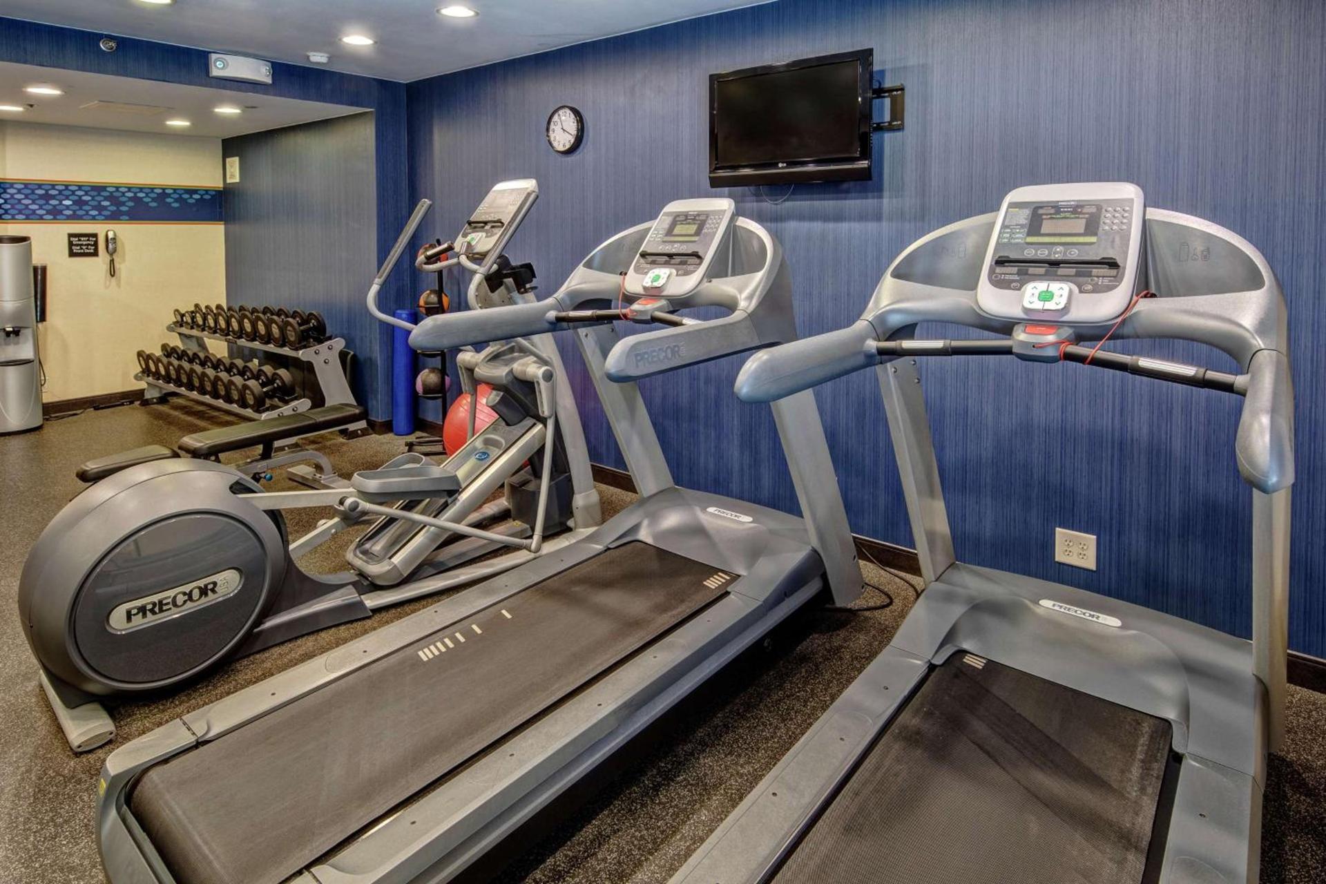 Hampton Inn Raleigh Cary photo 11