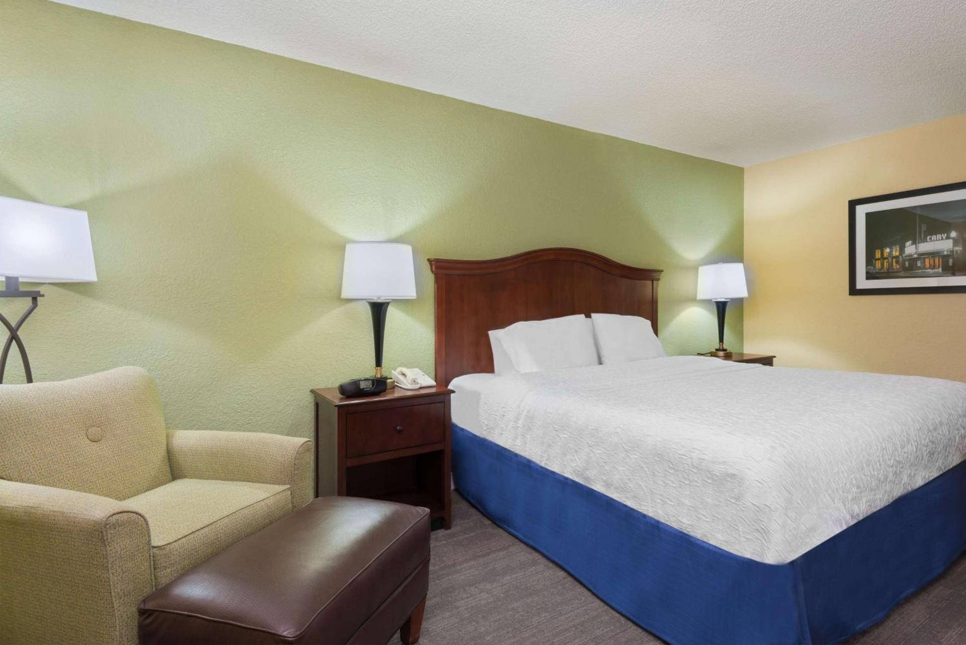 Hampton Inn Raleigh Cary photo 23