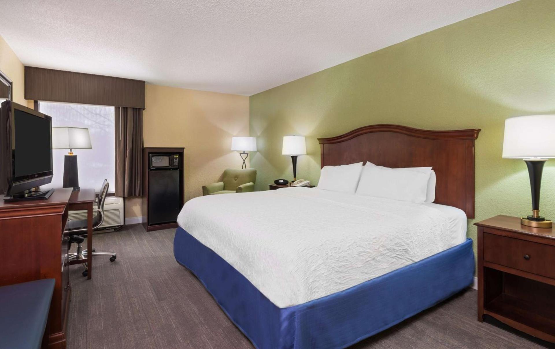 Hampton Inn Raleigh Cary photo 24