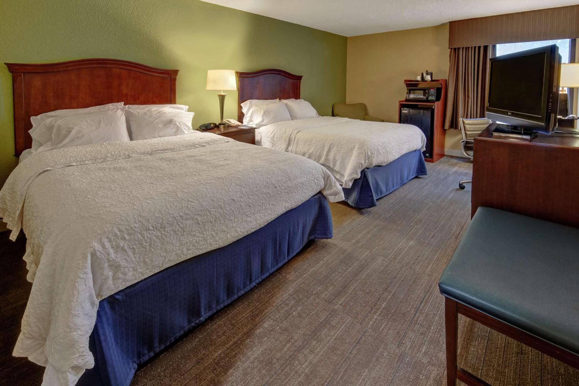 Hampton Inn Raleigh Cary photo 30
