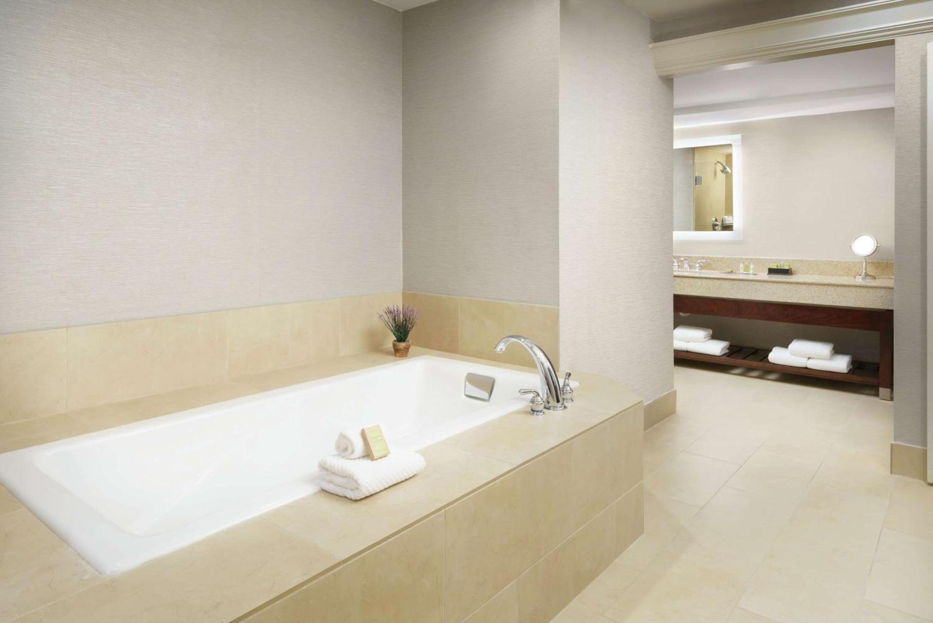 DoubleTree by Hilton Colorado Springs photo 67