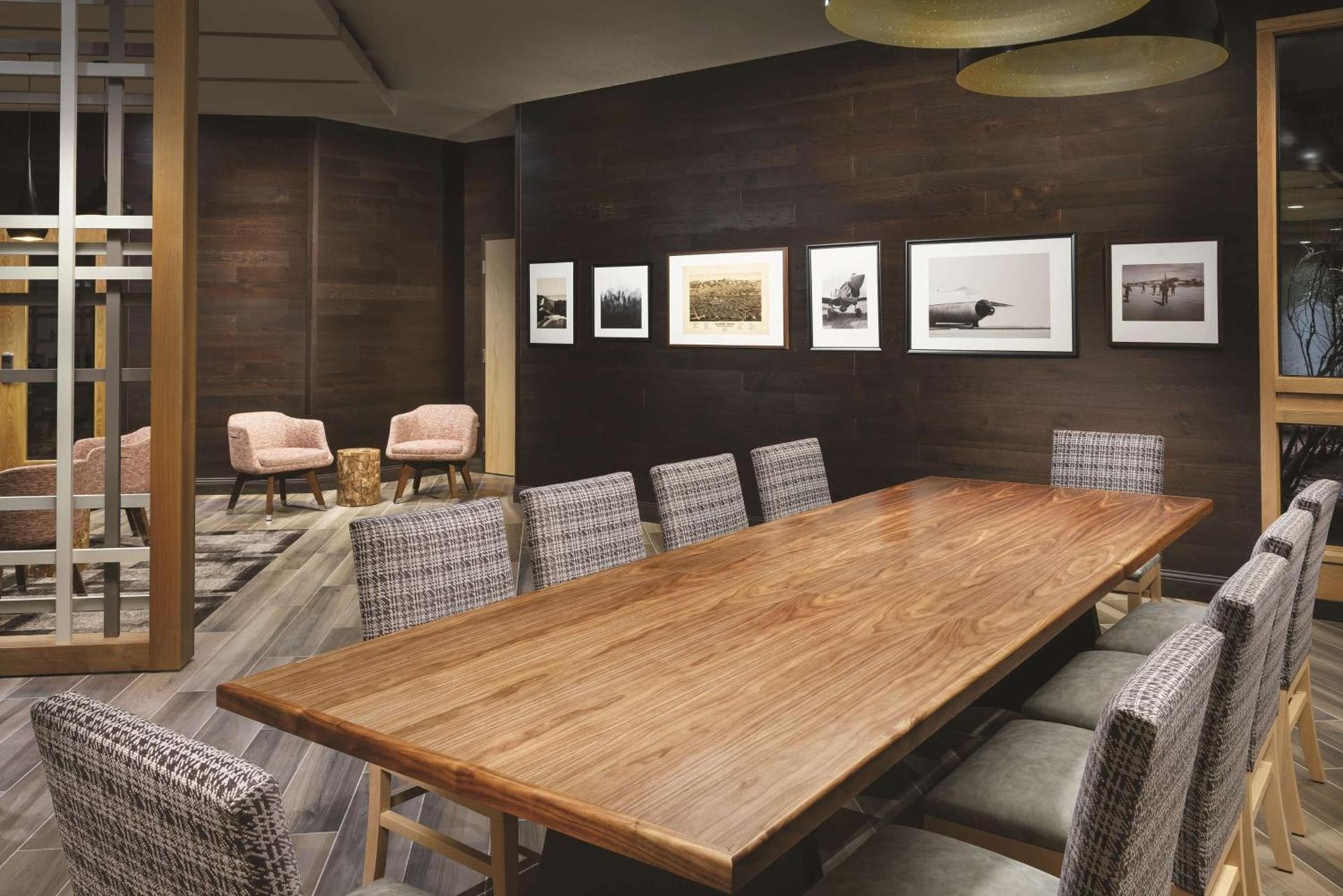 DoubleTree by Hilton Colorado Springs photo 34